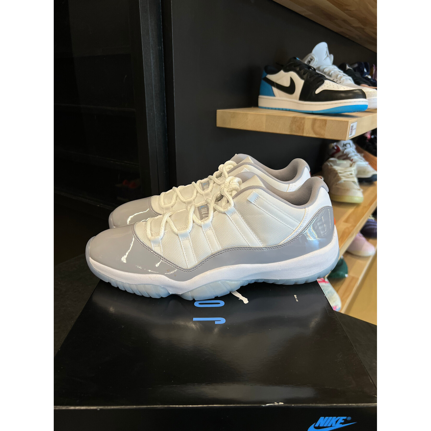 Jordan Jordan 11 Retro Low Cement Grey Size 13, PREOWNED*