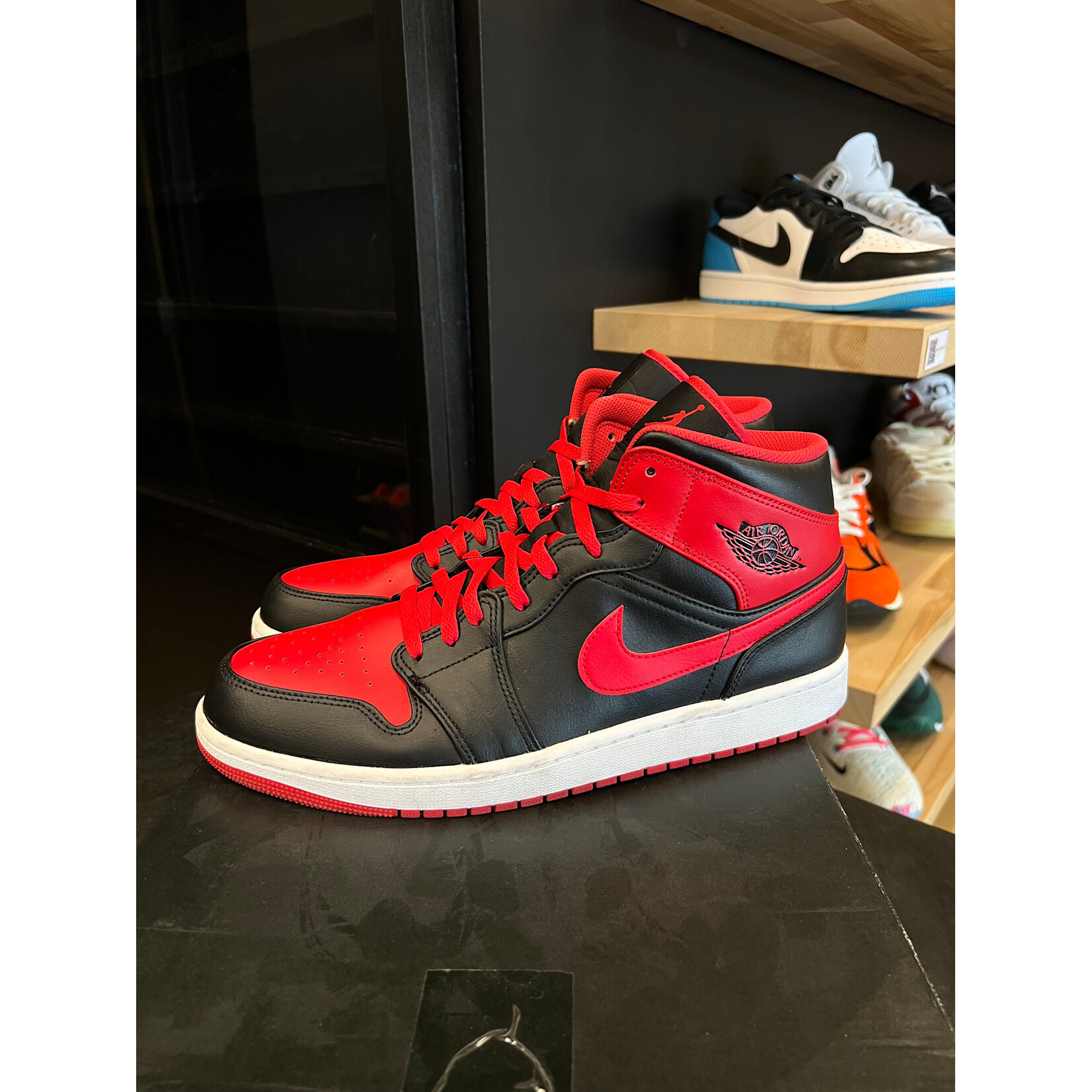 Jordan Jordan 1 Mid Alternate Bred (2022) Size 13, PREOWNED