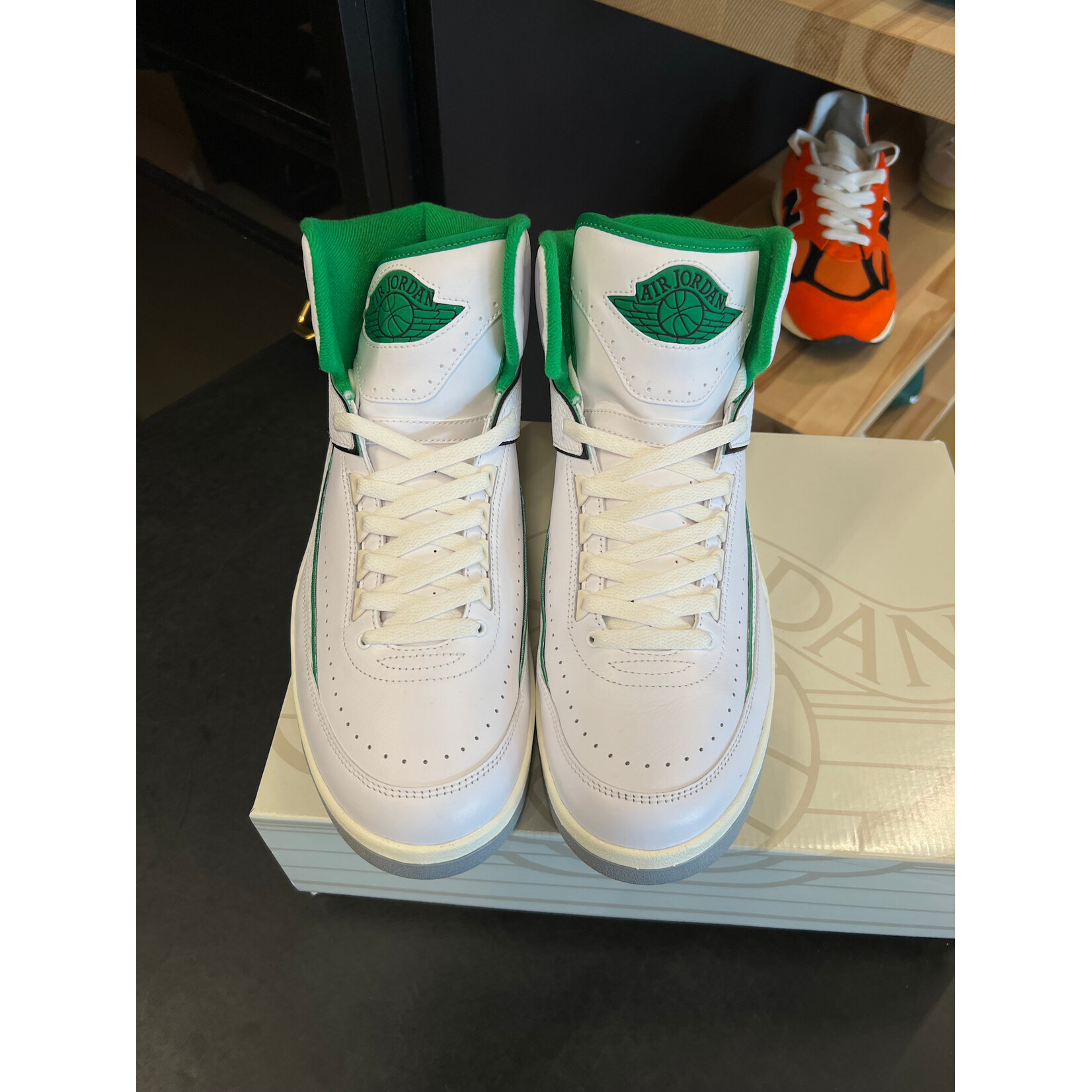 Jordan Jordan 2 Retro Lucky Green Size 13, PREOWNED*