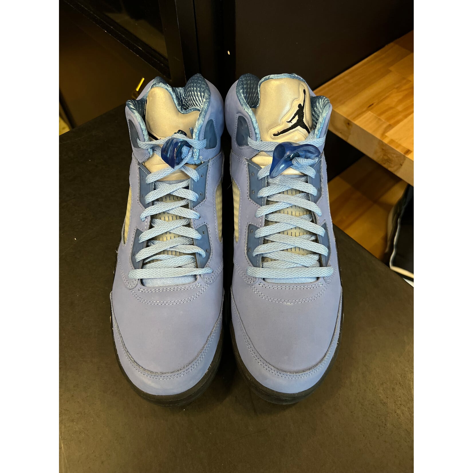 Jordan Jordan 5 Retro UNC University Blue Size 11, PREOWNED*