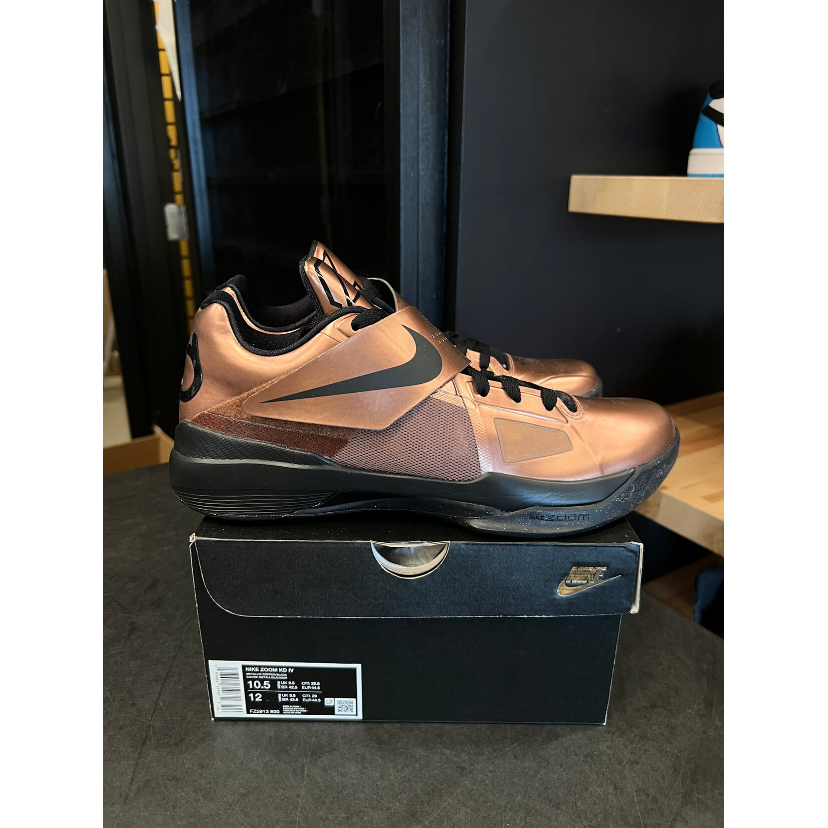 Nike Nike KD 4 Christmas (2024) Size 10.5, PREOWNED*