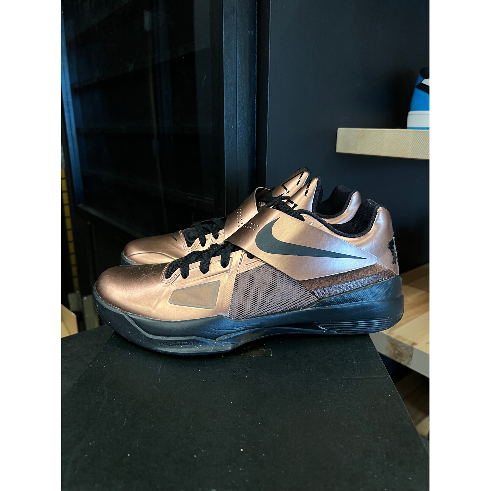 Nike Nike KD 4 Christmas (2024) Size 10.5, PREOWNED*