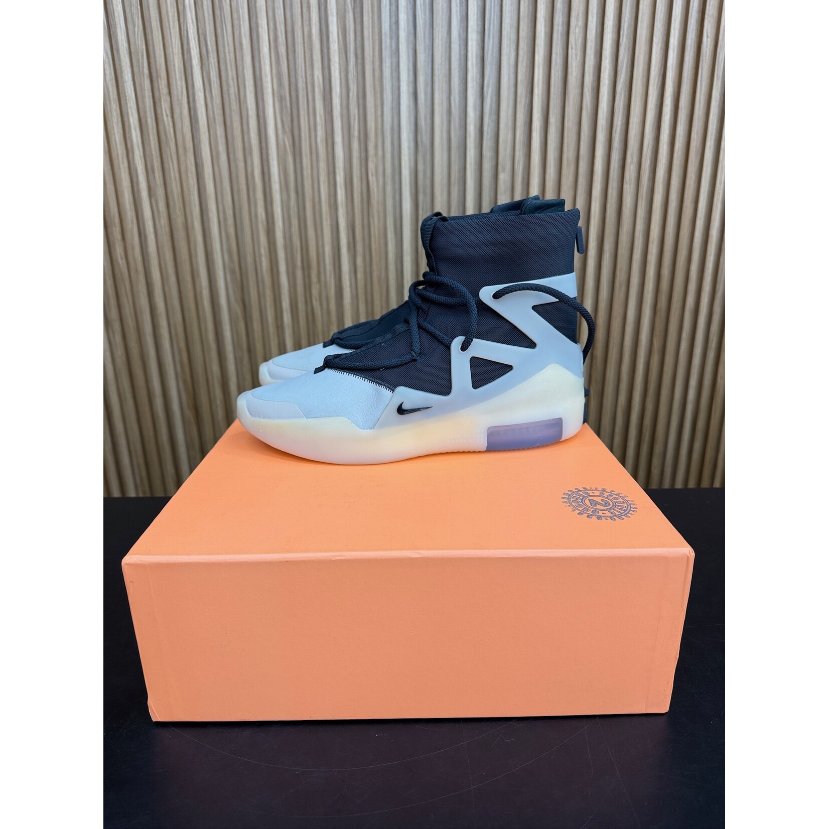 Nike Nike Air Fear of God 1 String The Question Size 9.5, DS BRAND NEW B-GRADE