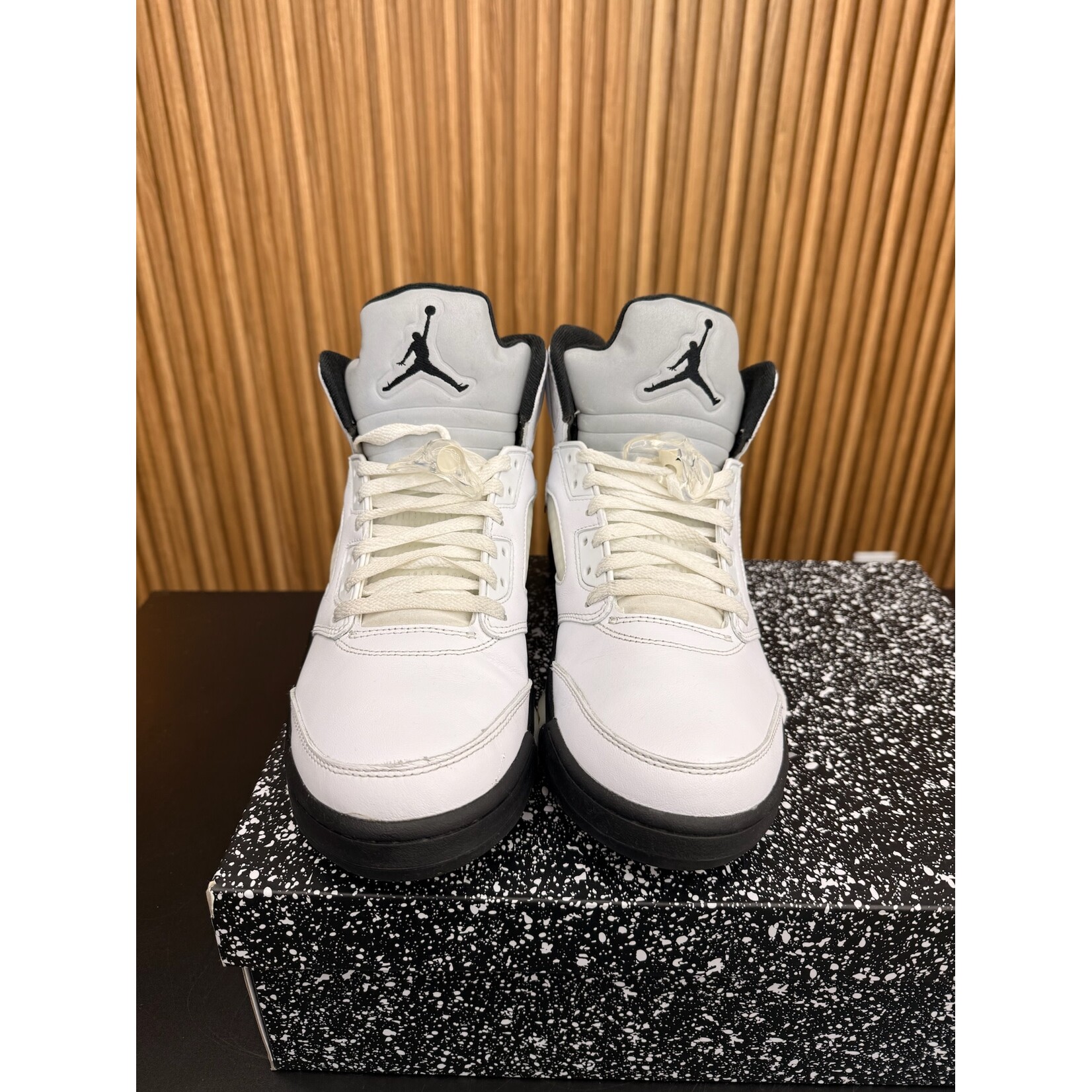 Jordan Jordan 5 Retro Reverse Metallic Size 11, PREOWNED