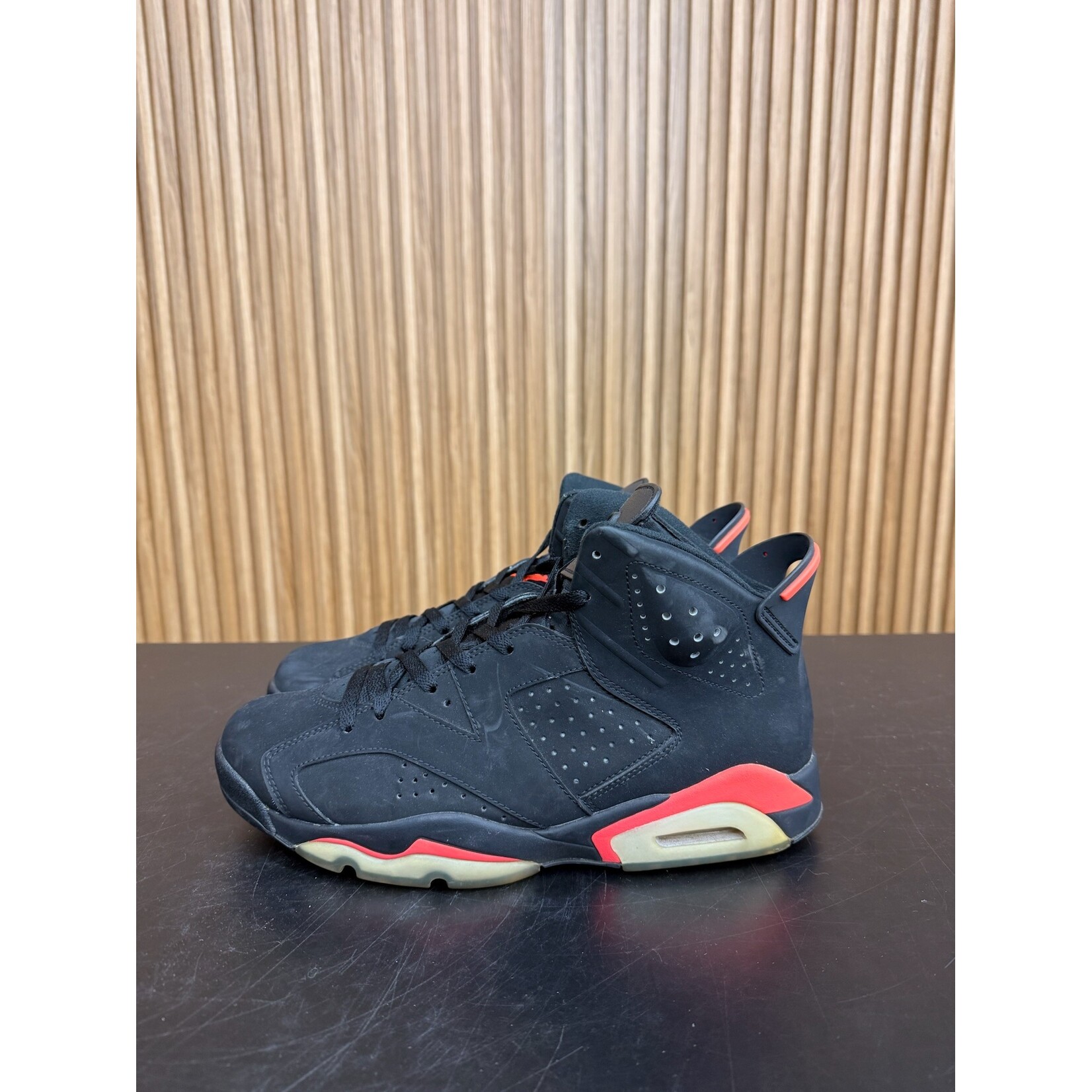 Jordan Jordan 6 Retro Infrared Black (2014) Size 10, PREOWNED NO BOX
