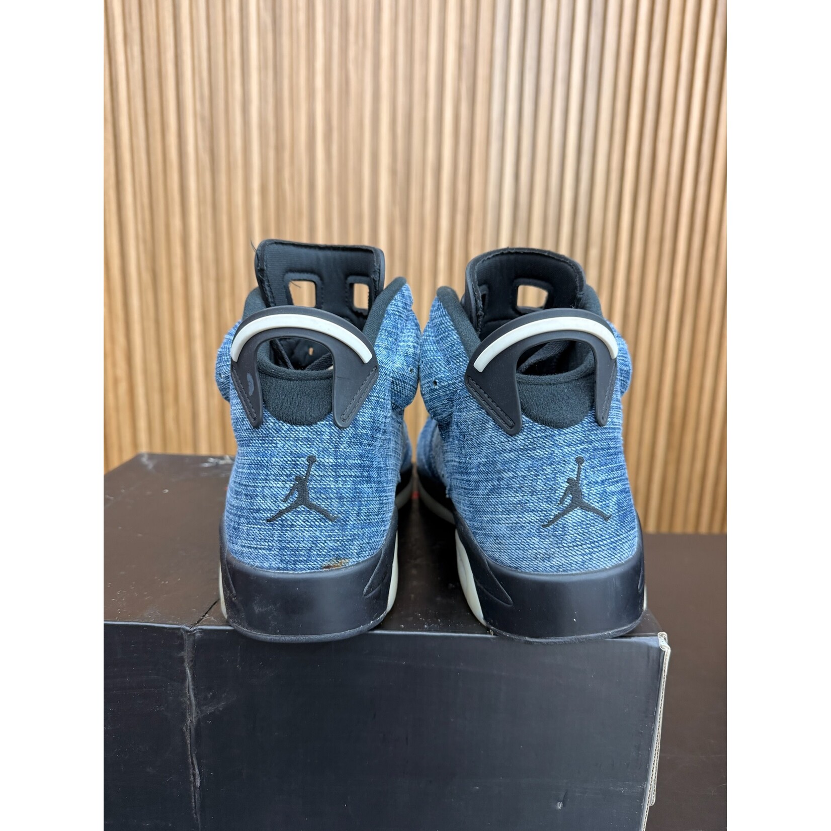 Jordan Jordan 6 Retro Washed Denim  Size 11, PREOWNED