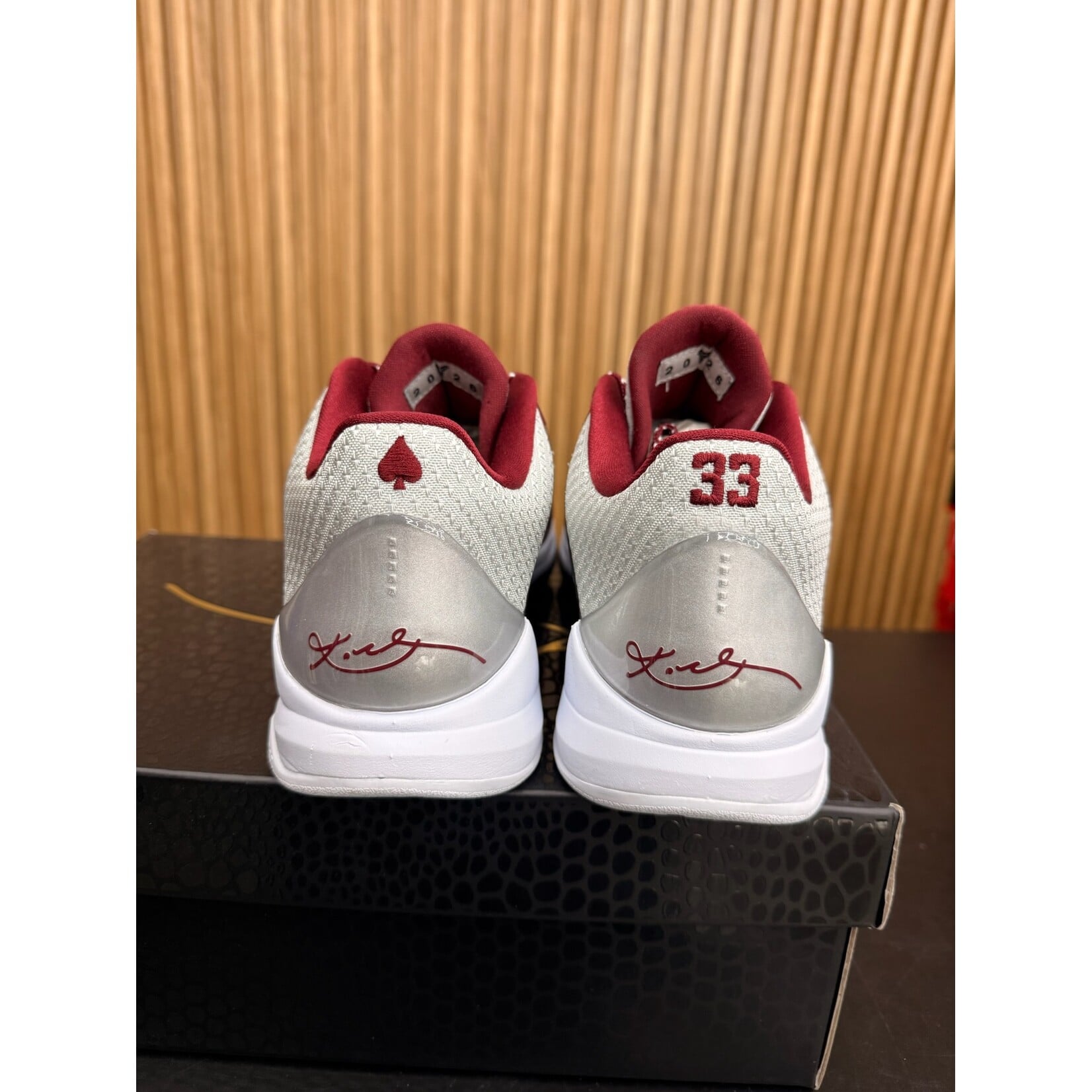 Nike Nike Kobe 5 Protro Lower Merion Aces Away (2026) Size 9, PREOWNED