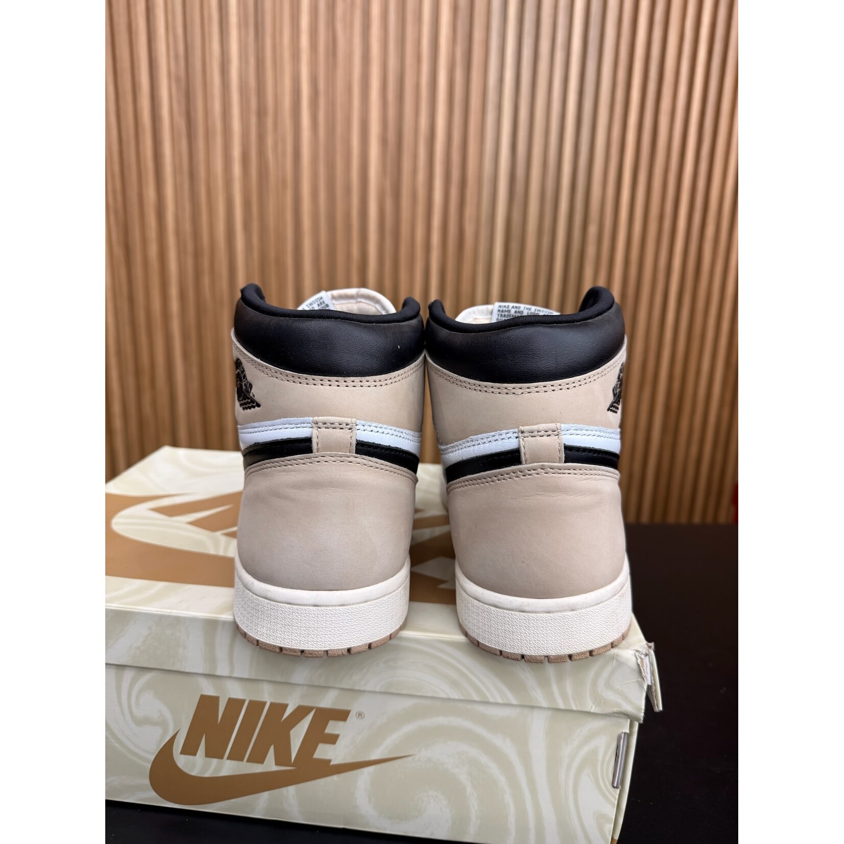 Jordan Jordan 1 Retro High OG Latte (Women's)  Size 10.5W, PREOWNED
