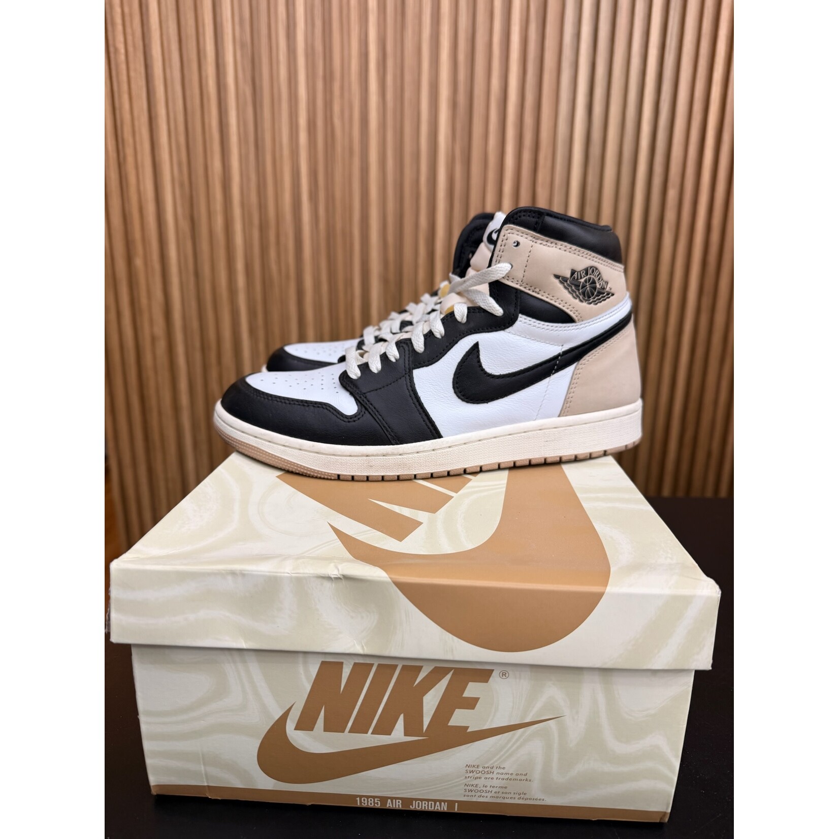 Jordan Jordan 1 Retro High OG Latte (Women's)  Size 10.5W, PREOWNED