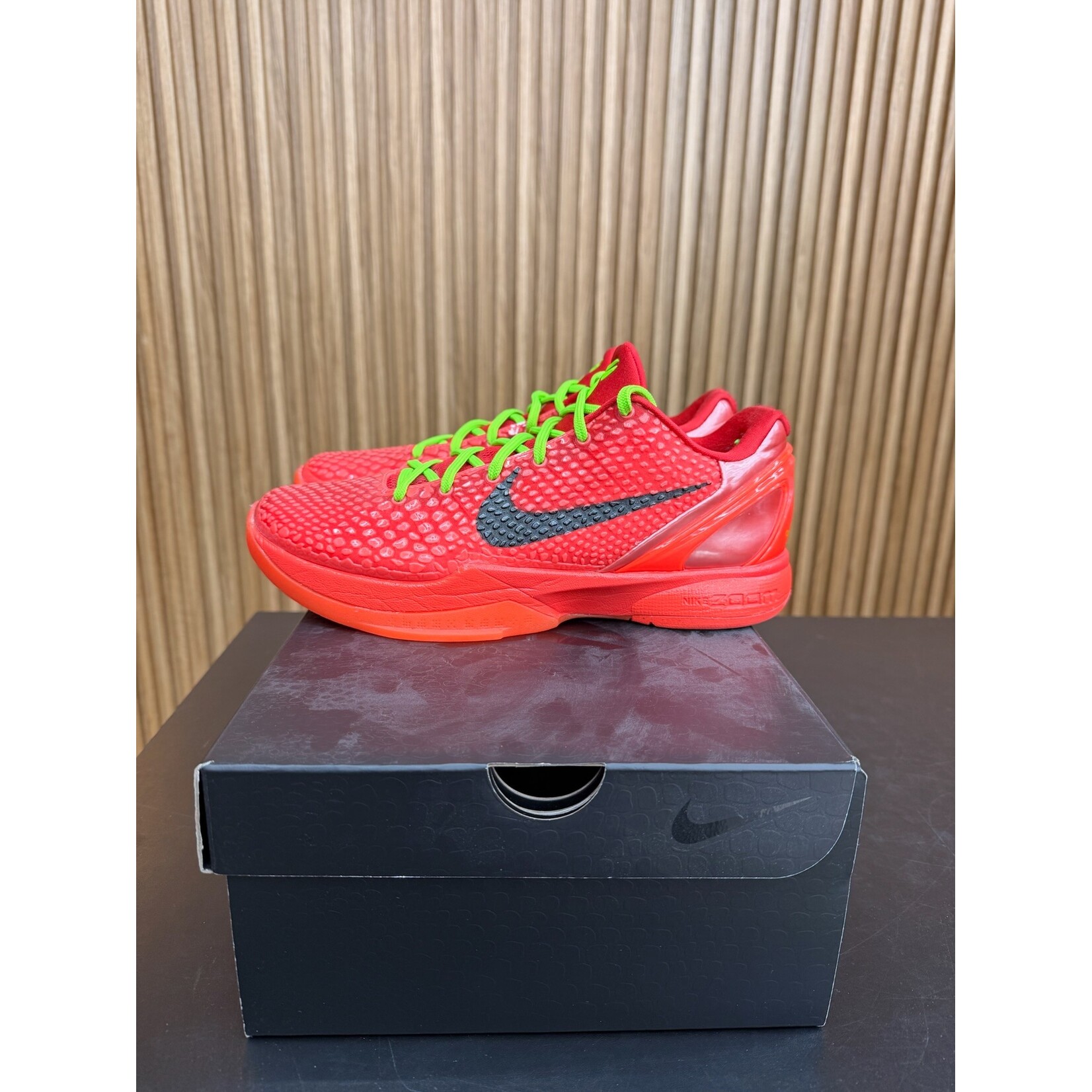 Nike Nike Kobe 6 Protro Reverse Grinch Size 9, PREOWNED
