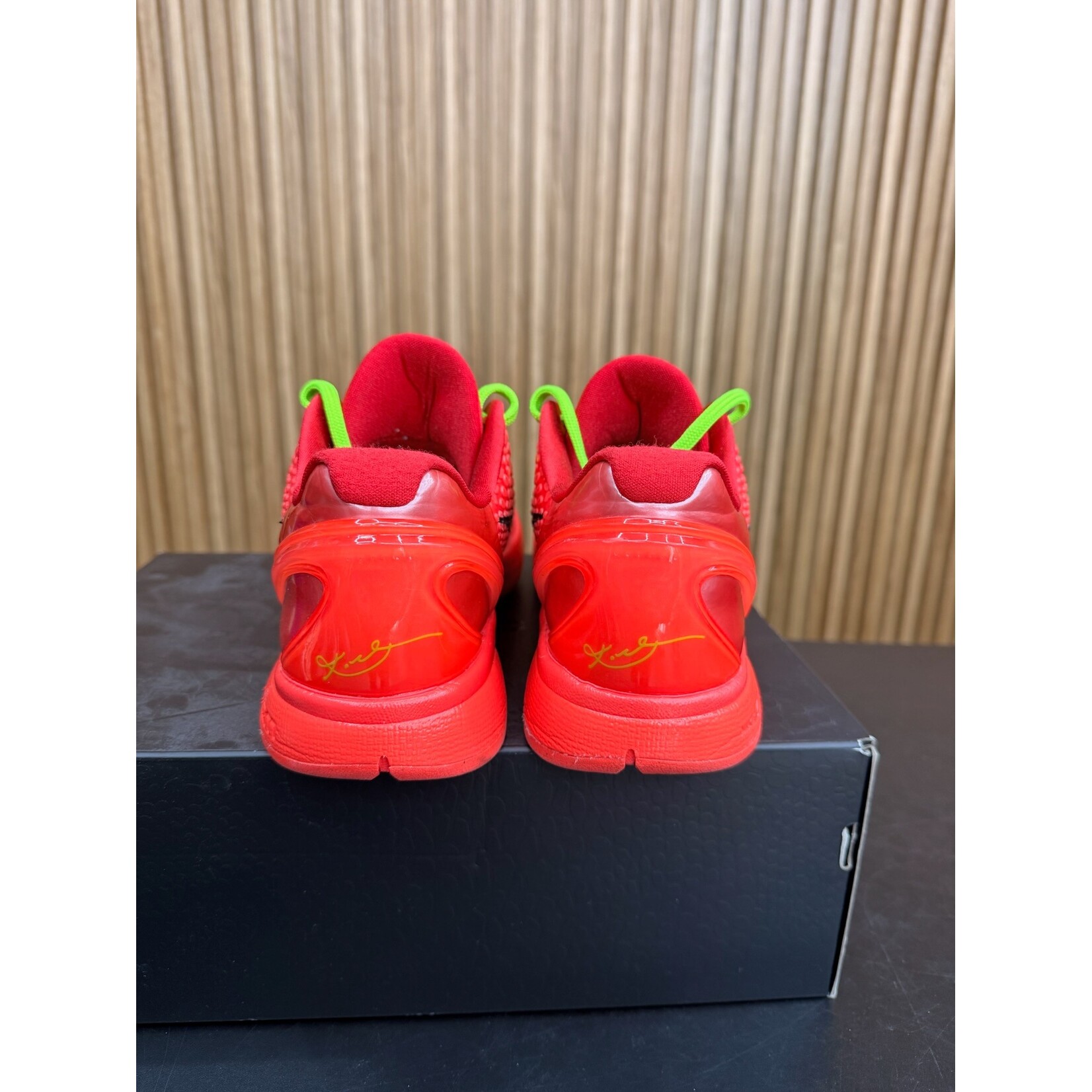 Nike Nike Kobe 6 Protro Reverse Grinch Size 9, PREOWNED