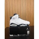 Jordan Jordan 6 Retro Reverse Oreo Size 11, PREOWNED TRIED ON*