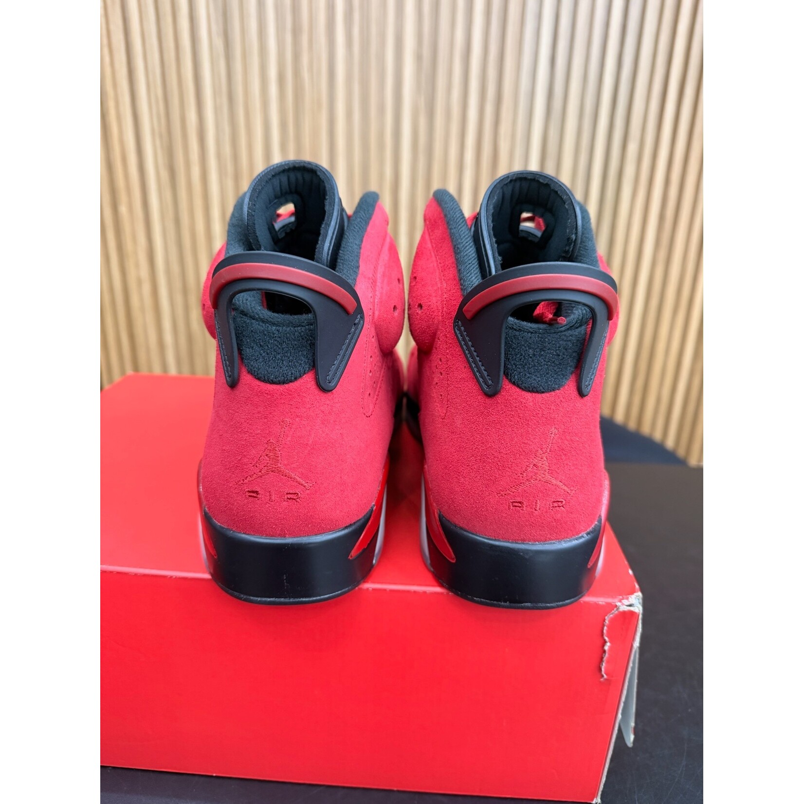 Jordan Jordan 6 Retro Toro Bravo Size 11, PREOWNED TRIED ON*