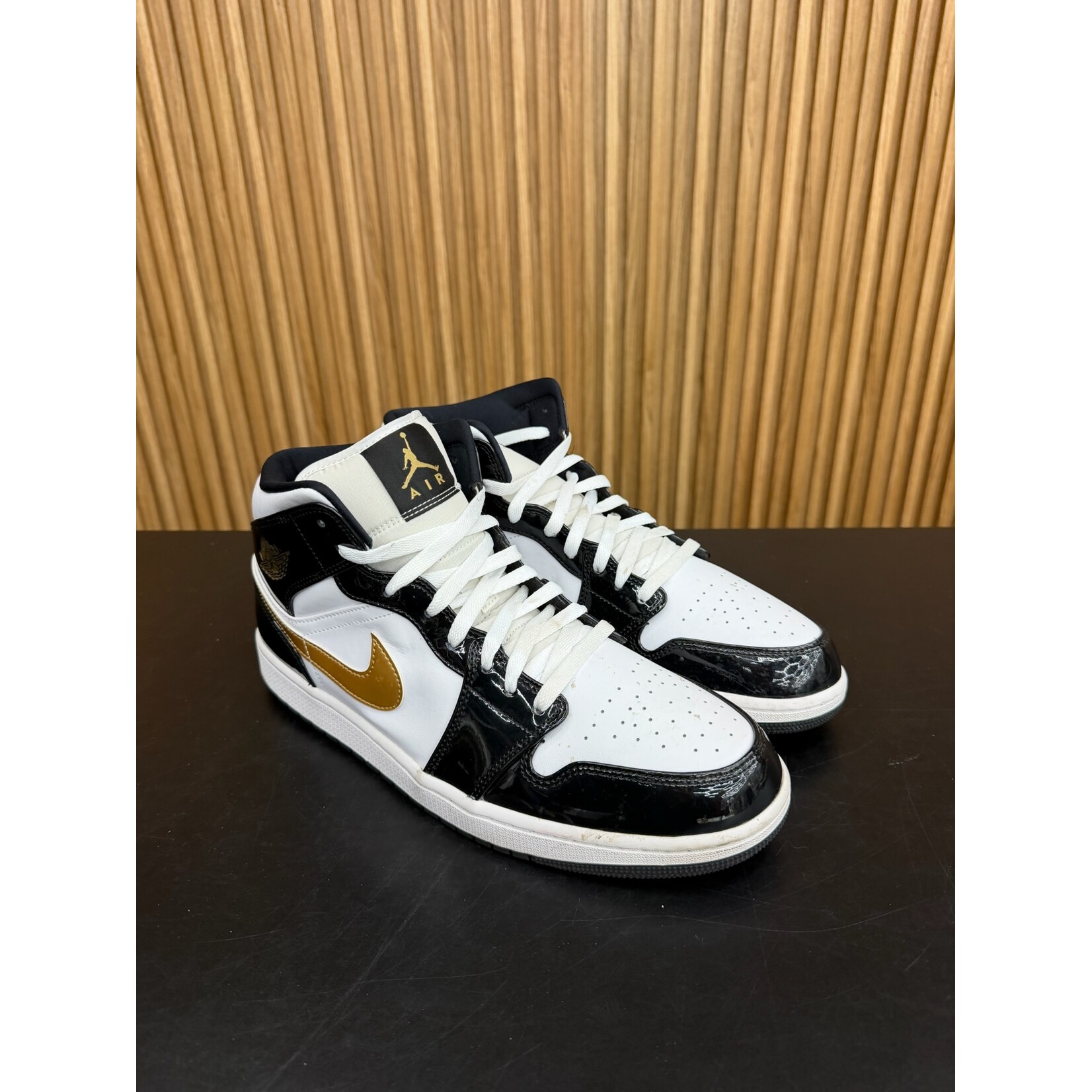 Jordan Jordan 1 Mid Patent Black White Gold Size 13, PREOWNED NO BOX
