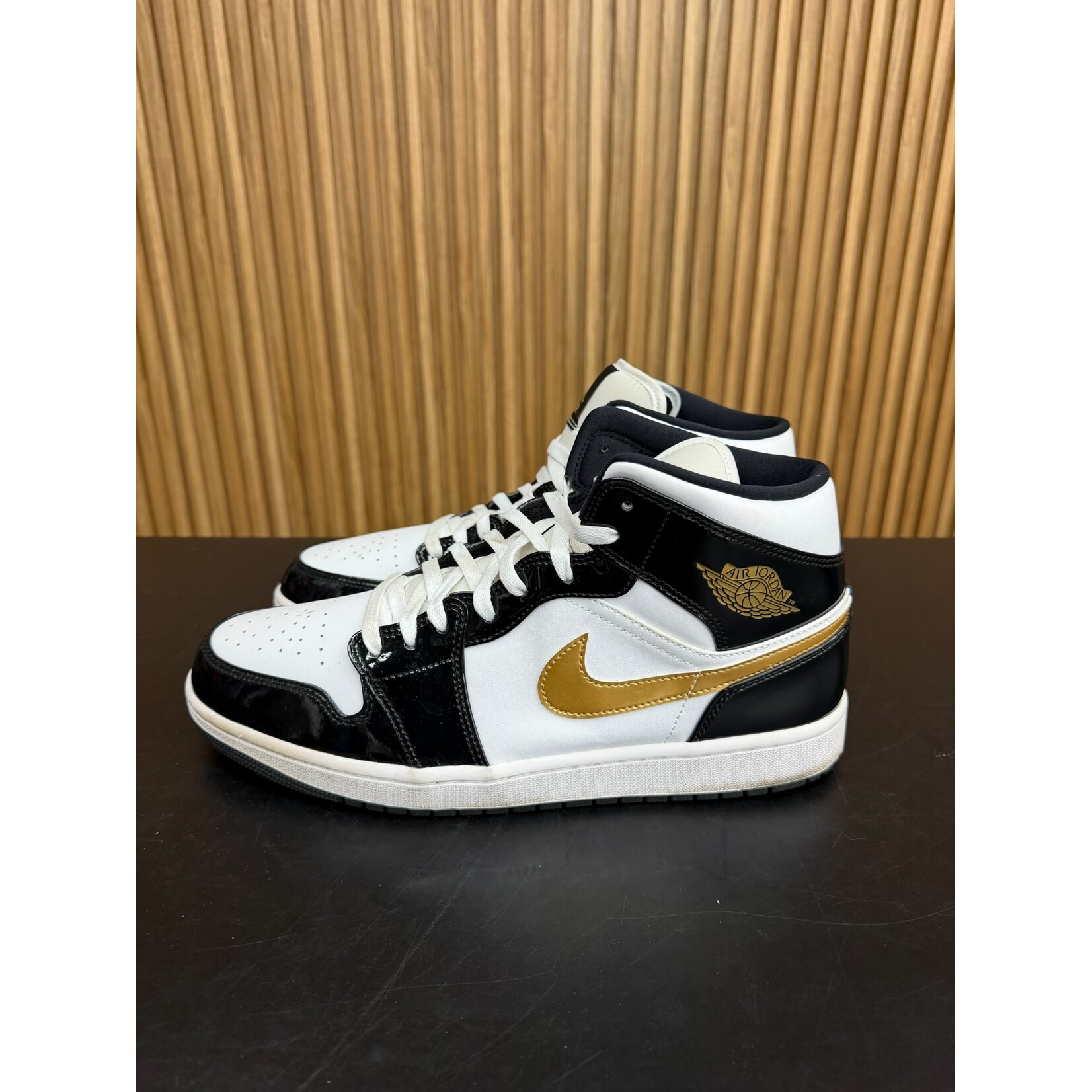 Jordan Jordan 1 Mid Patent Black White Gold Size 13, PREOWNED NO BOX