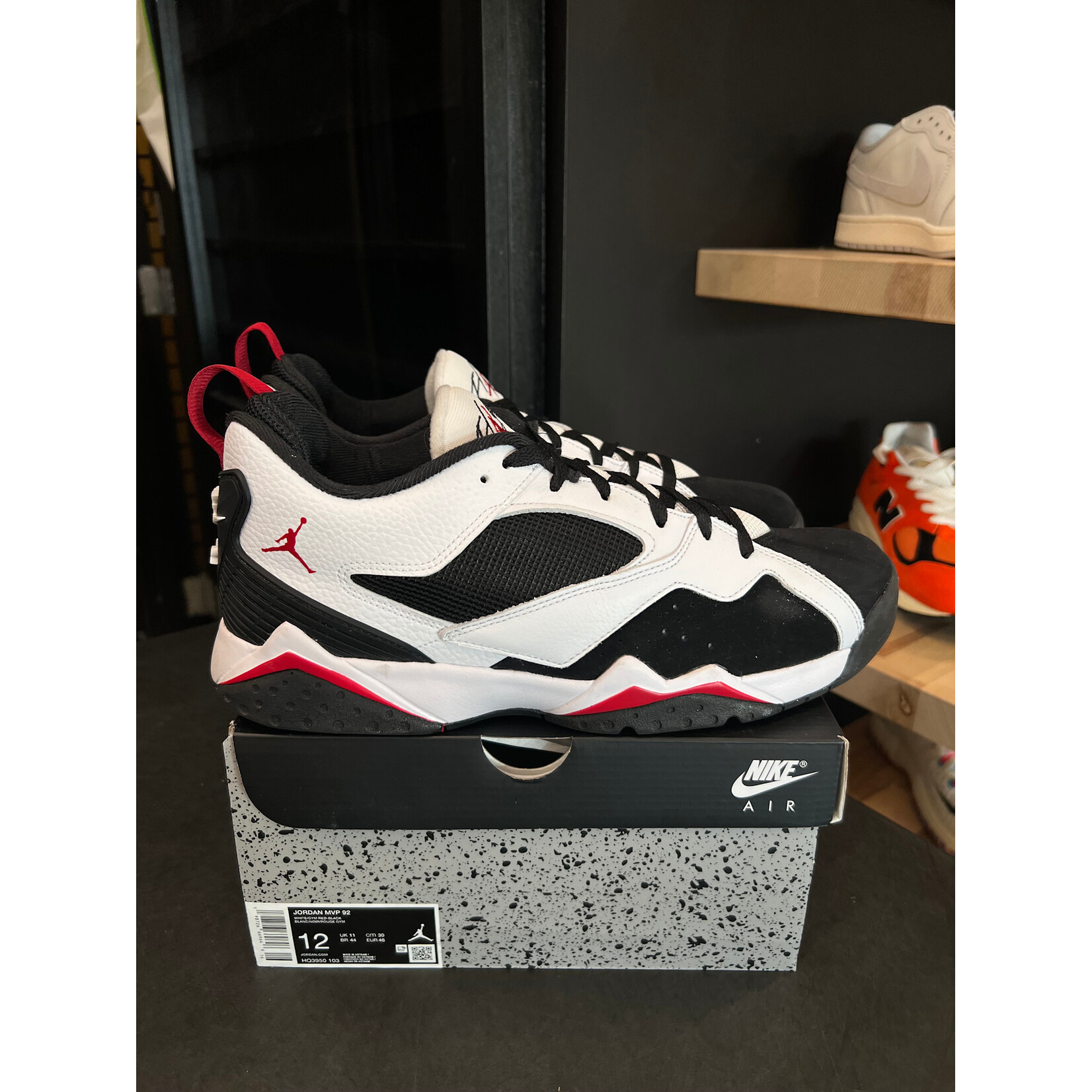 Jordan Jordan MVP 92 White Black Gym Red Size 12, PREOWNED*