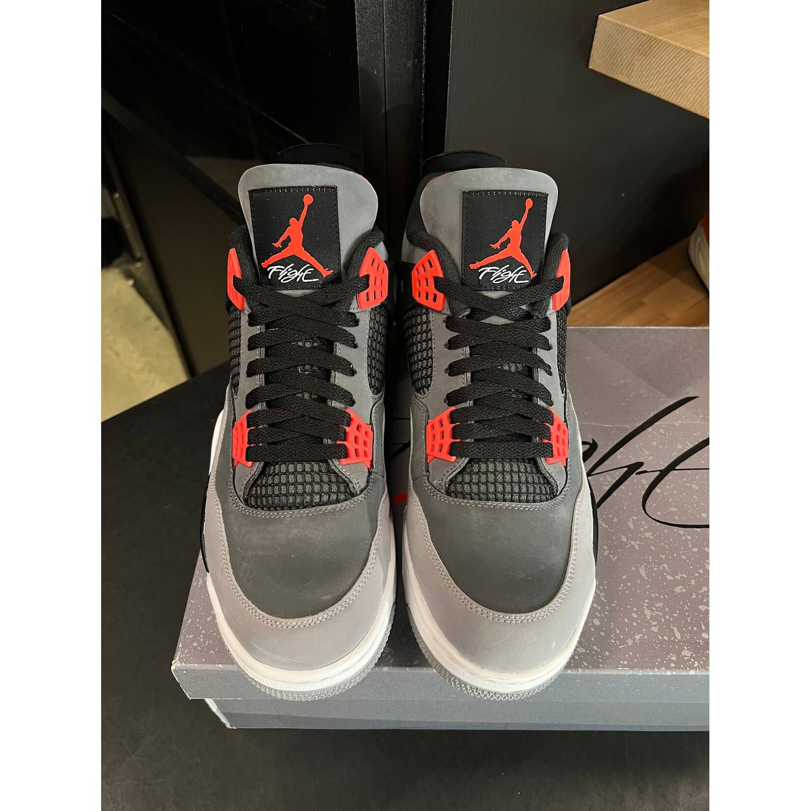 Jordan Jordan 4 Retro Infrared Size 12, PREOWNED*
