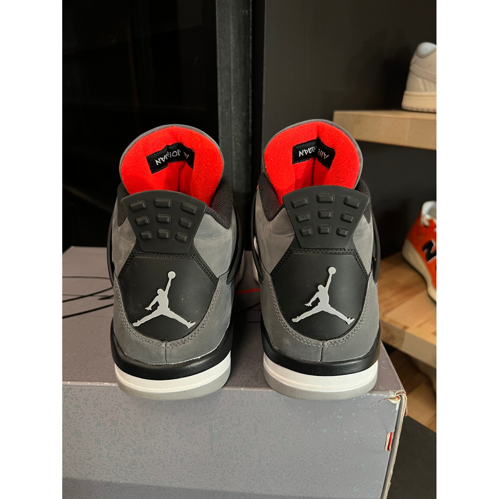 Jordan Jordan 4 Retro Infrared Size 12, PREOWNED*