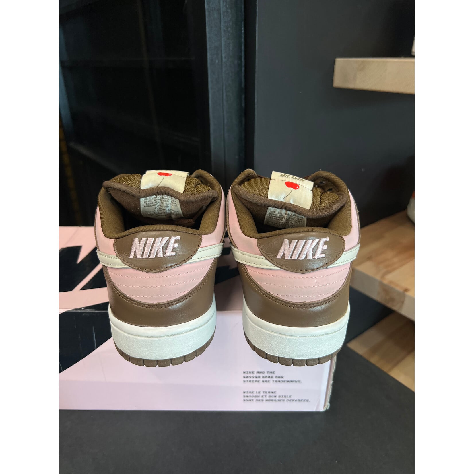 Nike Nike SB Dunk Low Stussy Cherry Size 9, PREOWNED*