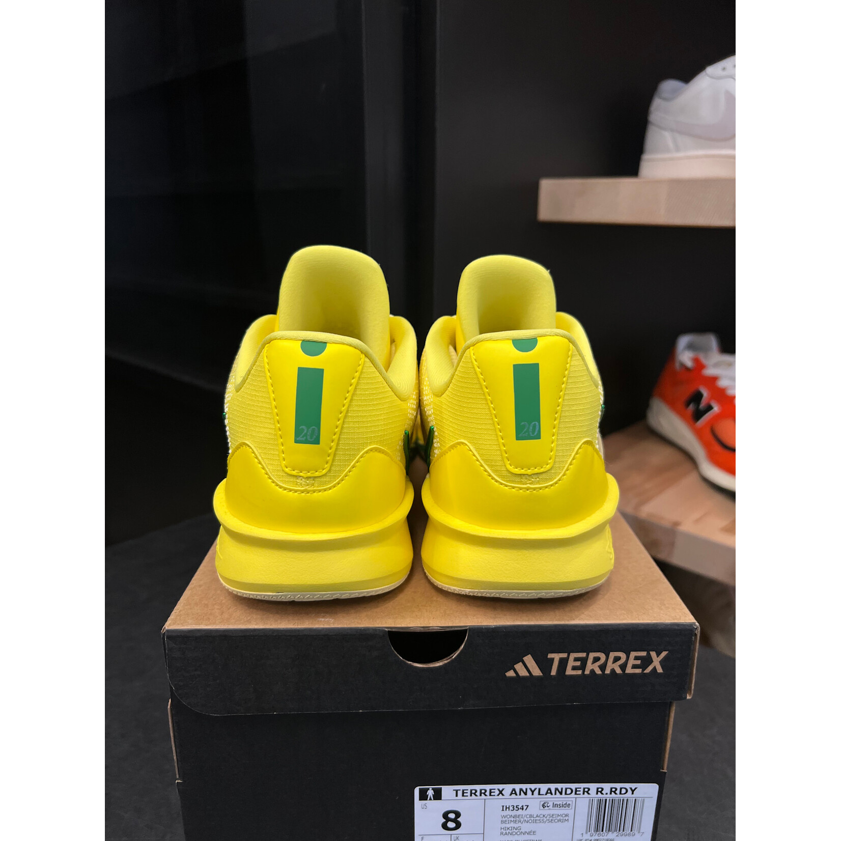Nike Nike Sabrina 3 Oregon Ducks (Women's) Size 9.5W, PREOWNED*