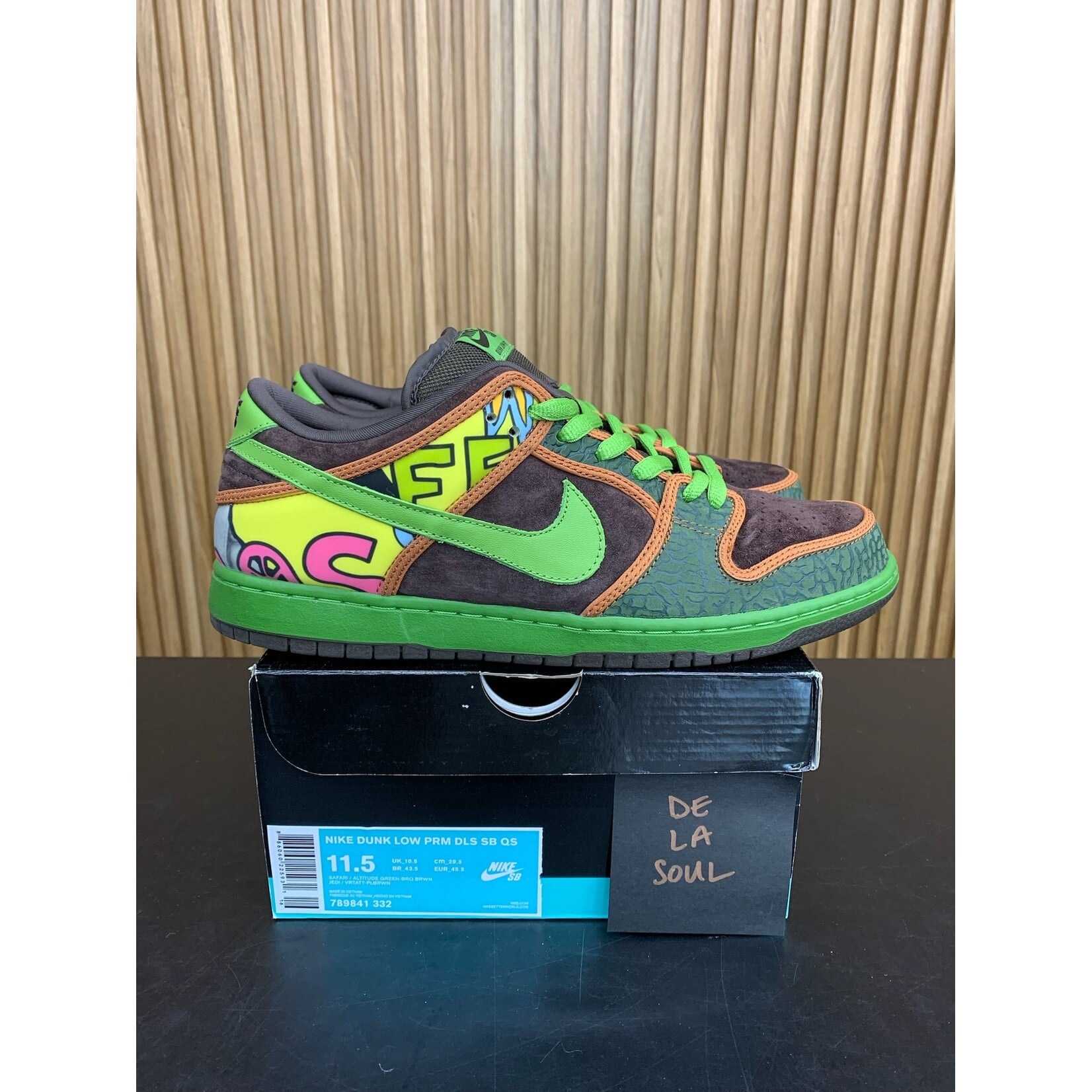 Nike Nike SB Dunk Low De La Soul (2015) Size 11.5, PREOWNED