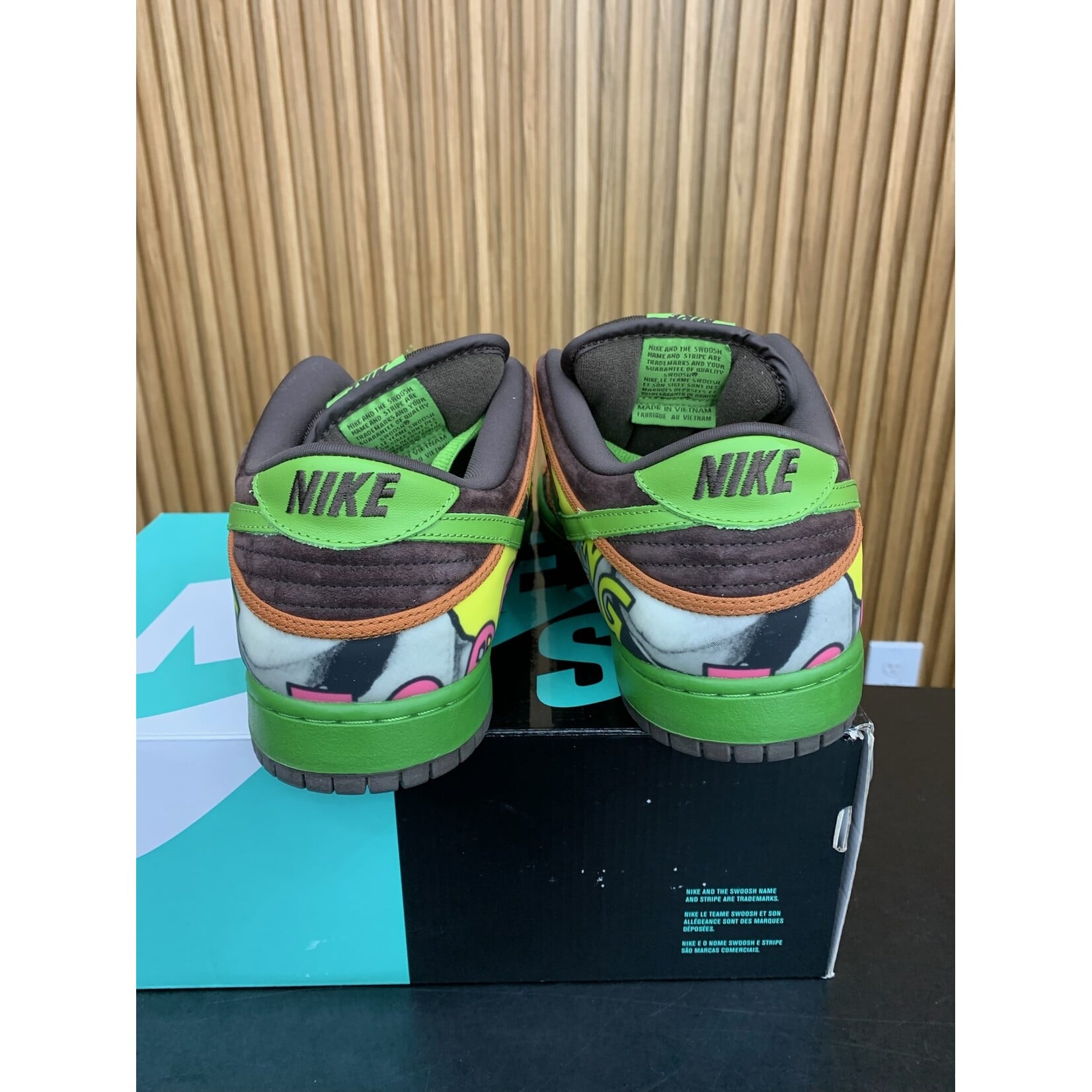 Nike Nike SB Dunk Low De La Soul (2015) Size 11.5, PREOWNED