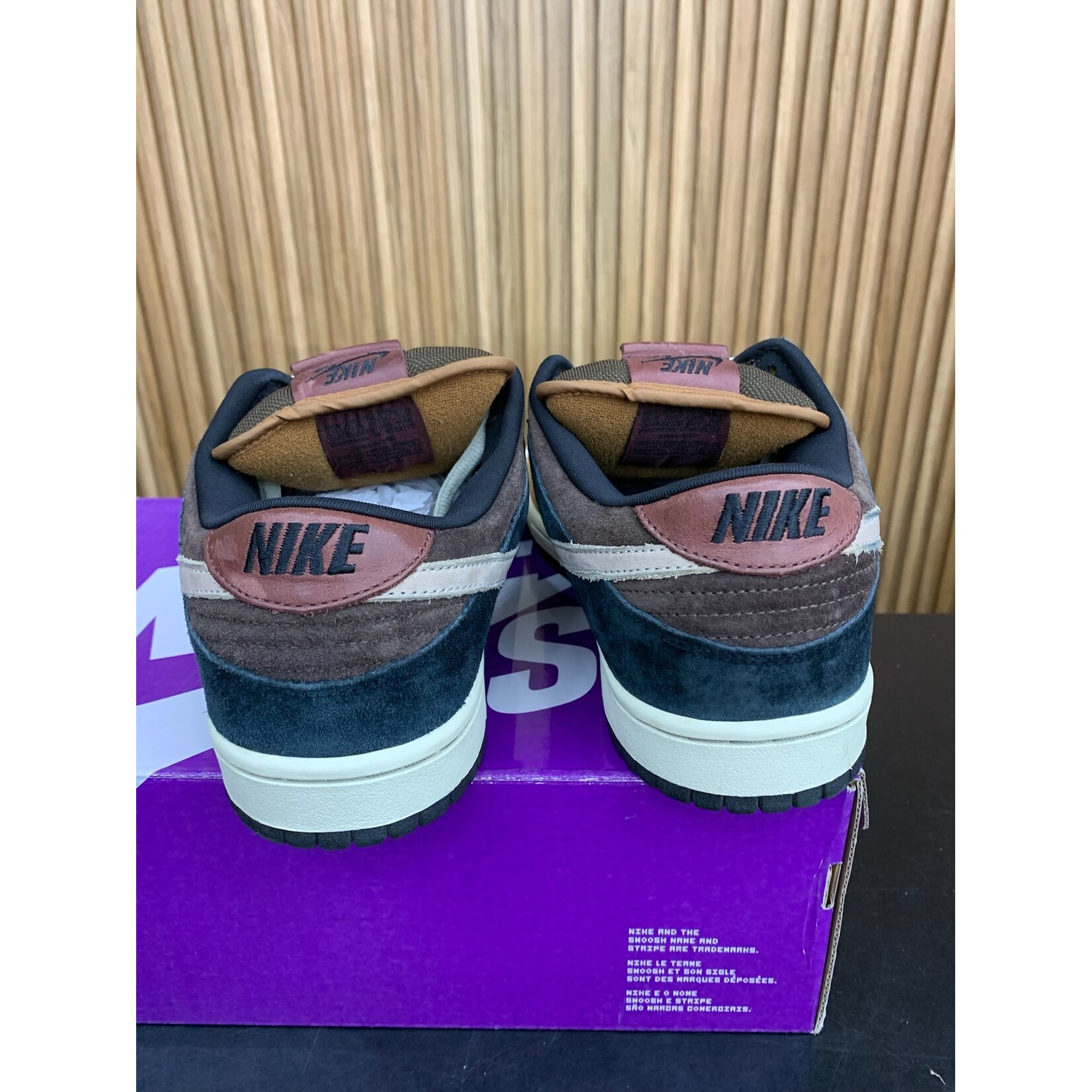Nike Nike SB Dunk Low Joe Strummer Size 11, PREOWNED NO BOX