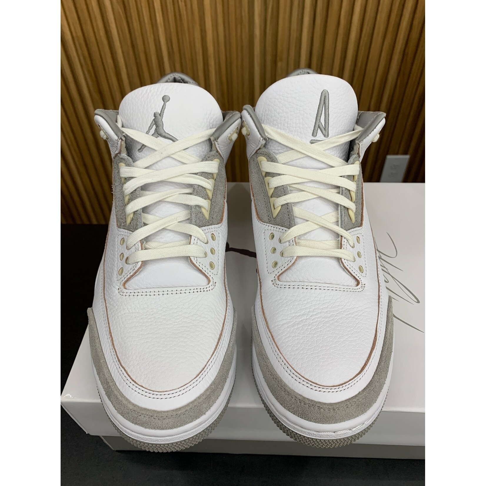 Jordan Jordan 3 Retro SP A Ma Maniére (Women's) Size 12.5, PREOWNED