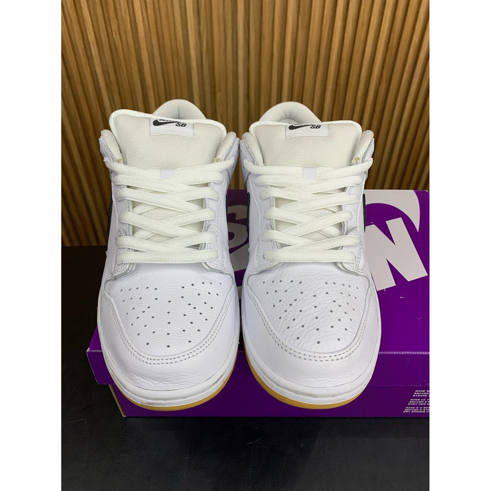 Nike Nike SB Dunk Low Pro White Gum Size 11.5, PREOWNED