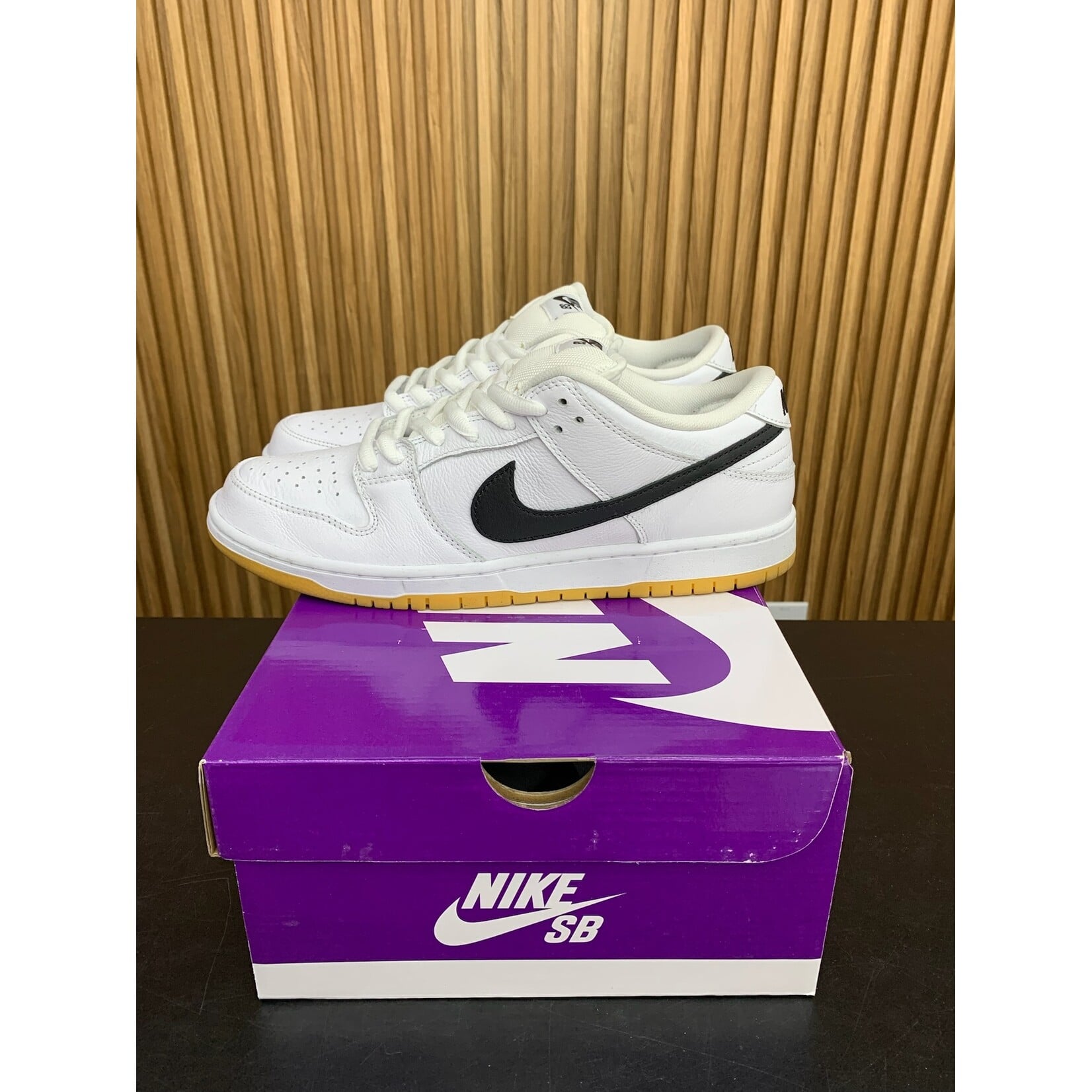 Nike Nike SB Dunk Low Pro White Gum Size 11.5, PREOWNED