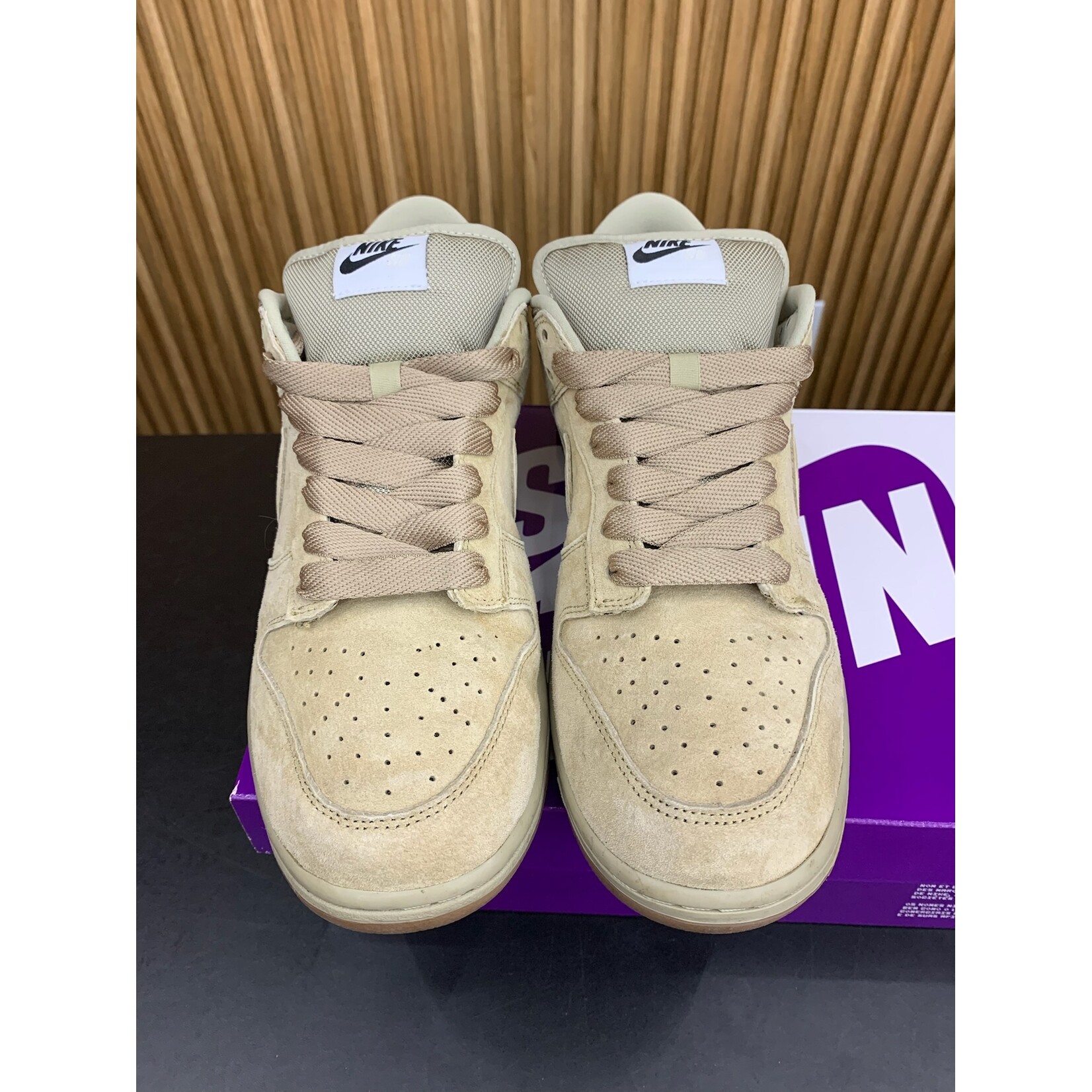 Nike Nike SB Dunk Low Pro B Parachute Beige Size 11.5, PREOWNED
