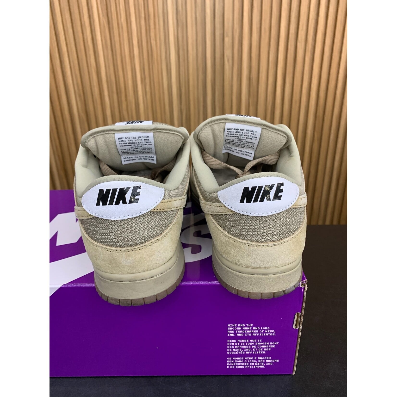 Nike Nike SB Dunk Low Pro B Parachute Beige Size 11.5, PREOWNED