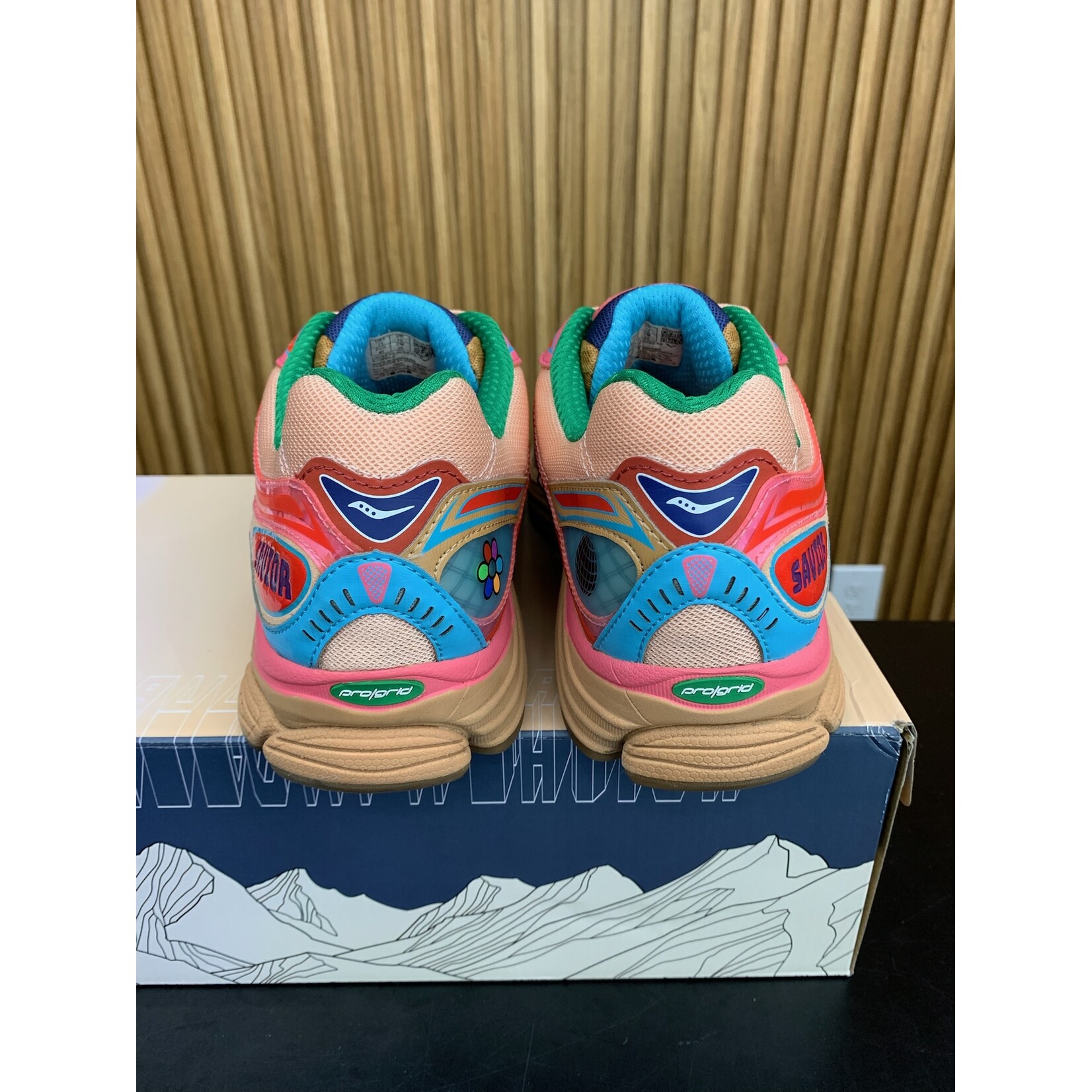 Saucony Saucony ProGrid Omni 9 Jae Tips To Do List Tan Size 11, PREOWNED