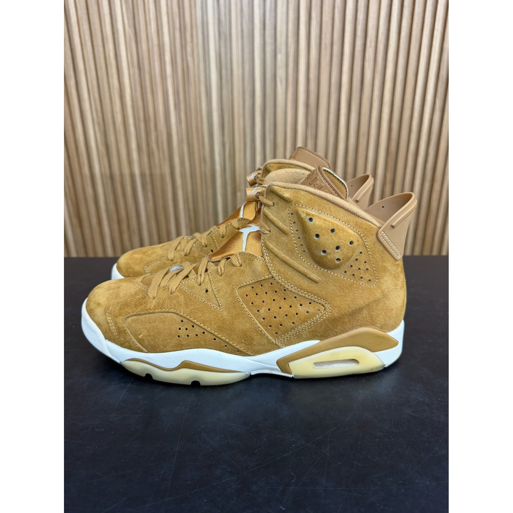 Jordan Jordan 6 Retro Wheat Size 10.5, PREOWNED NO BOX