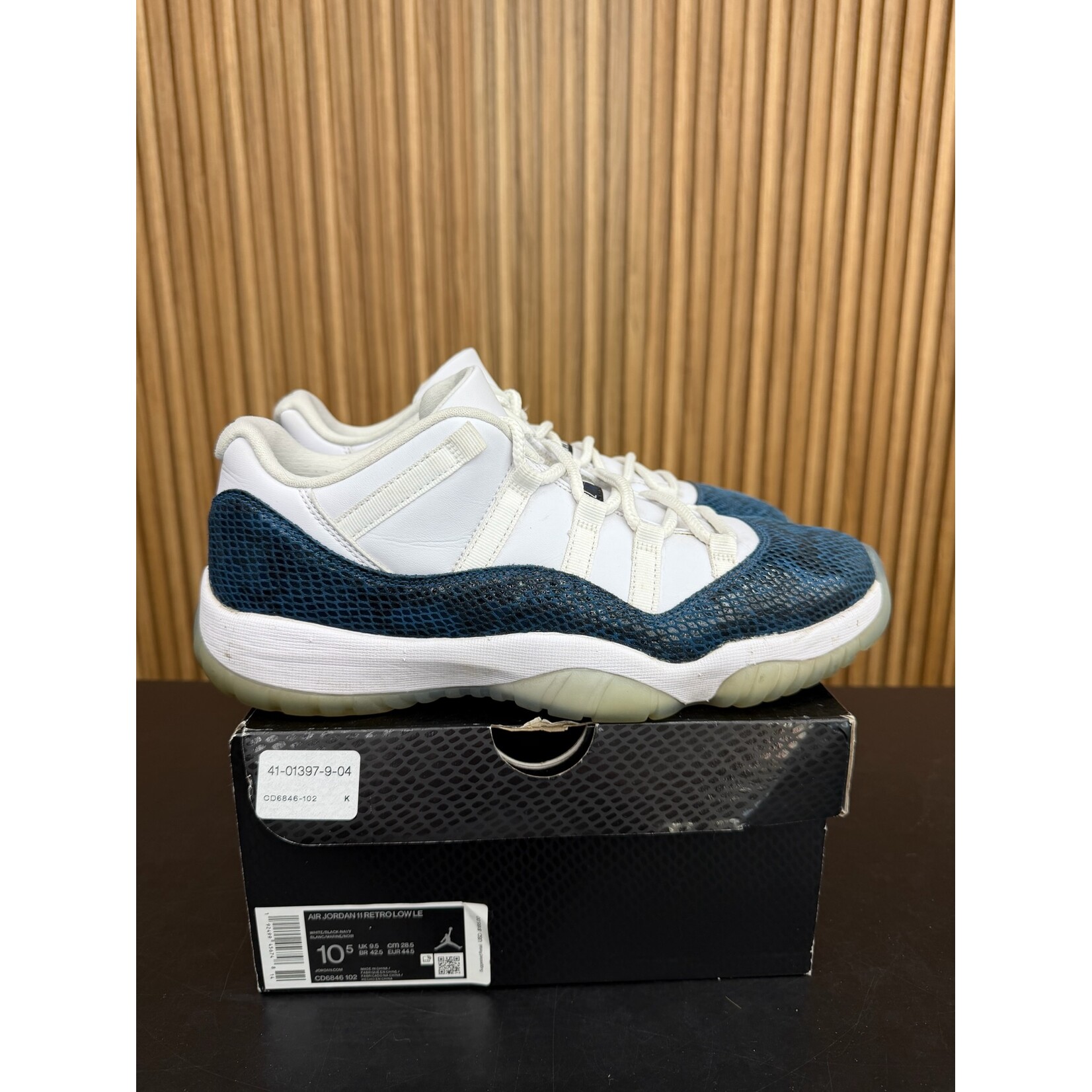 Jordan Jordan 11 Retro Low Snake Navy (2019) Size 10.5, PREOWNED