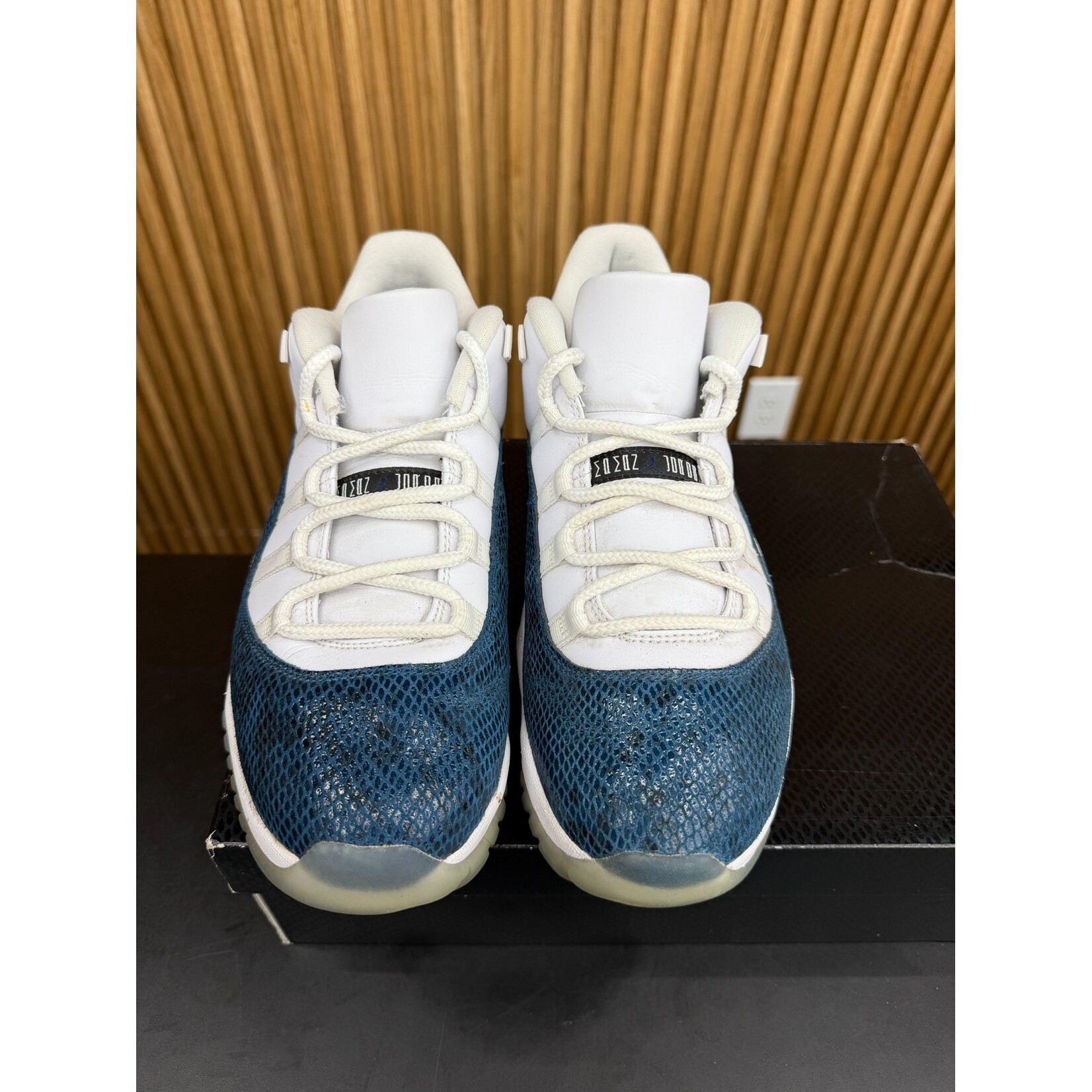Jordan Jordan 11 Retro Low Snake Navy (2019) Size 10.5, PREOWNED