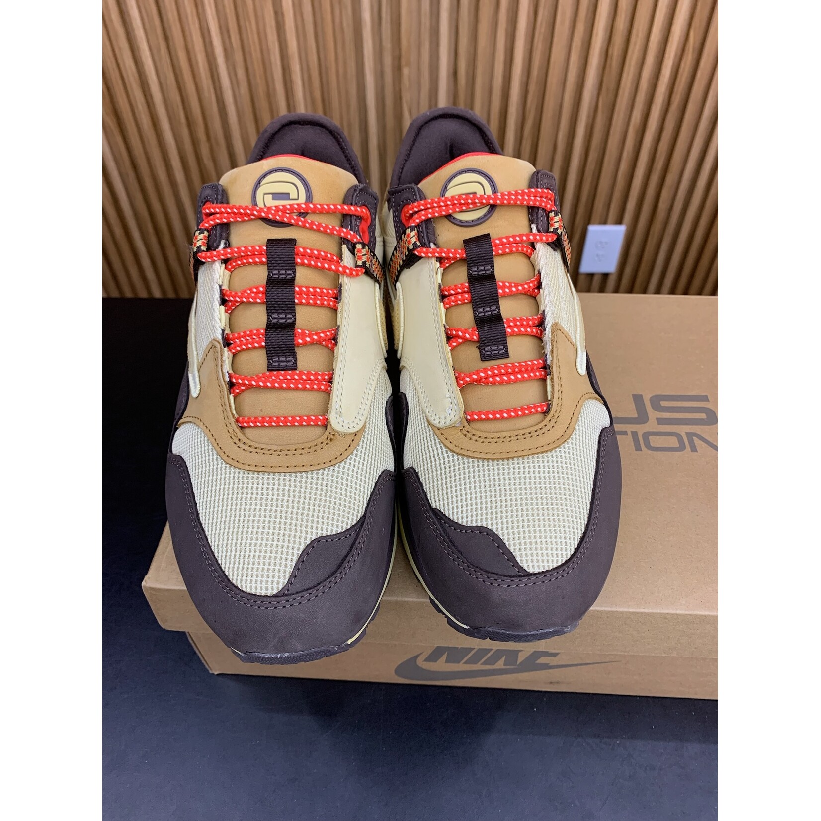 Nike Nike Air Max 1 Travis Scott Cactus Jack Baroque Brown Size 11, DS BRAND NEW