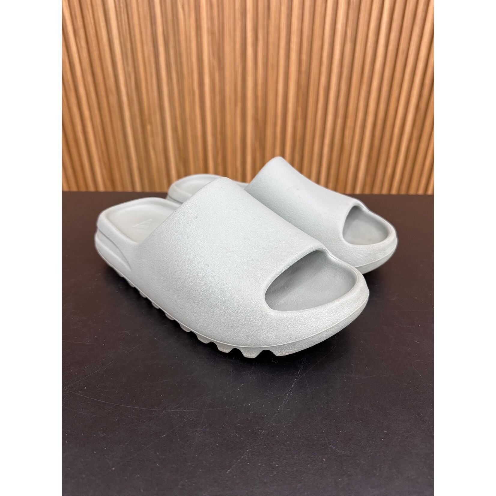 Adidas adidas Yeezy Slide Salt Size 10, PREOWNED NO BOX