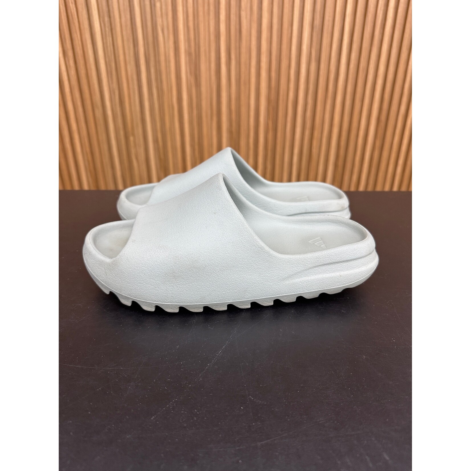 Adidas adidas Yeezy Slide Salt Size 10, PREOWNED NO BOX