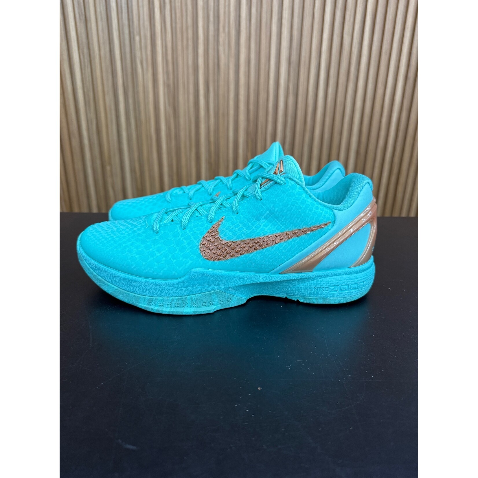 Nike Nike Kobe 6 Protro Jalen Brunson Statue of Liberty Size 8.5, PREOWNED NO BOX