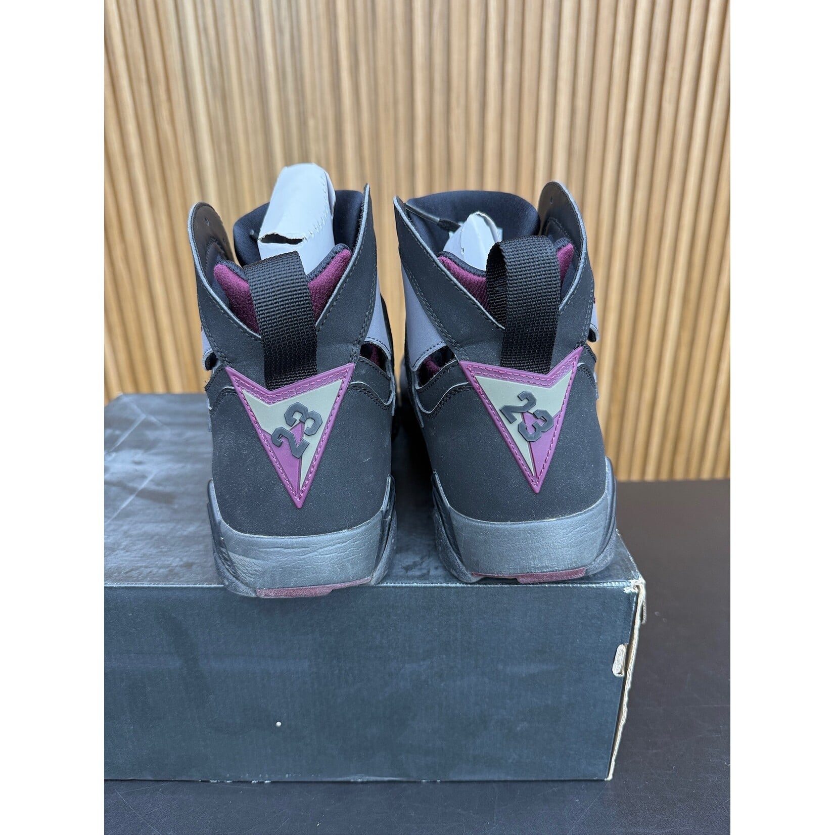 Jordan Jordan 7 Retro Bordeaux (2015) Size 10, PREOWNED