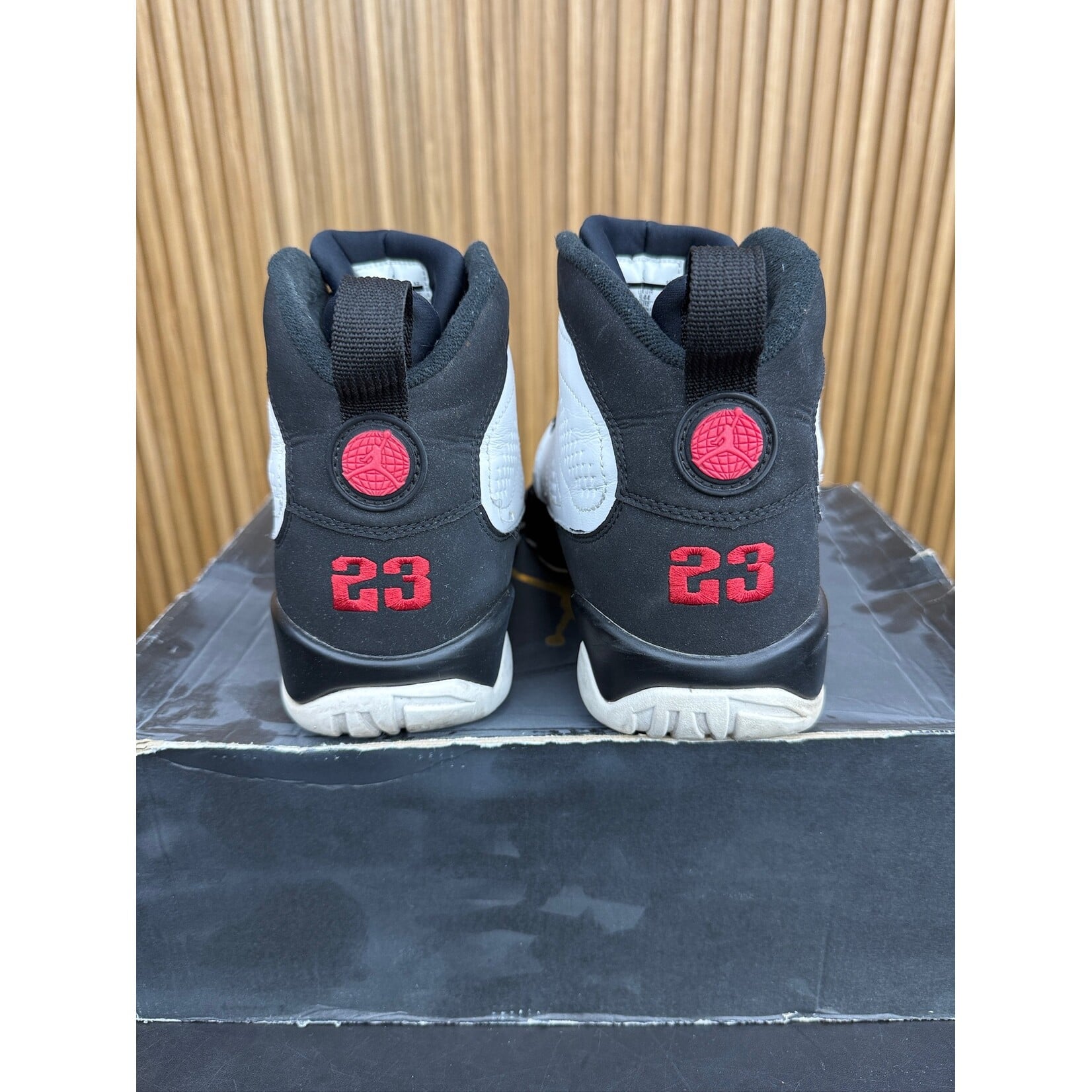 Jordan Jordan 9 Retro OG (2016) Size 10, PREOWNED REPLACEMENT BOX