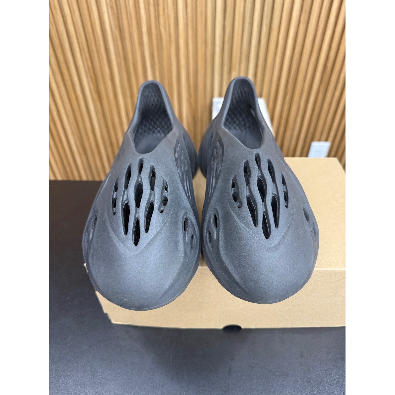 Adidas adidas Yeezy Foam RNR Onyx Size 8, PREOWNED*