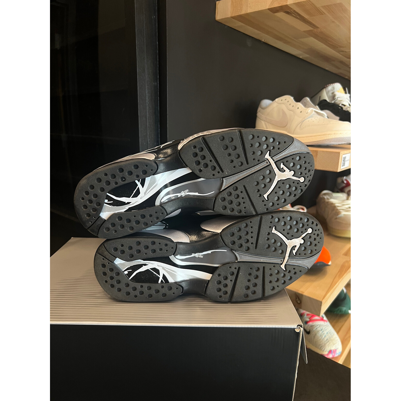 Jordan Jordan 8 Retro Chrome (2026) Size 9, PREOWNED