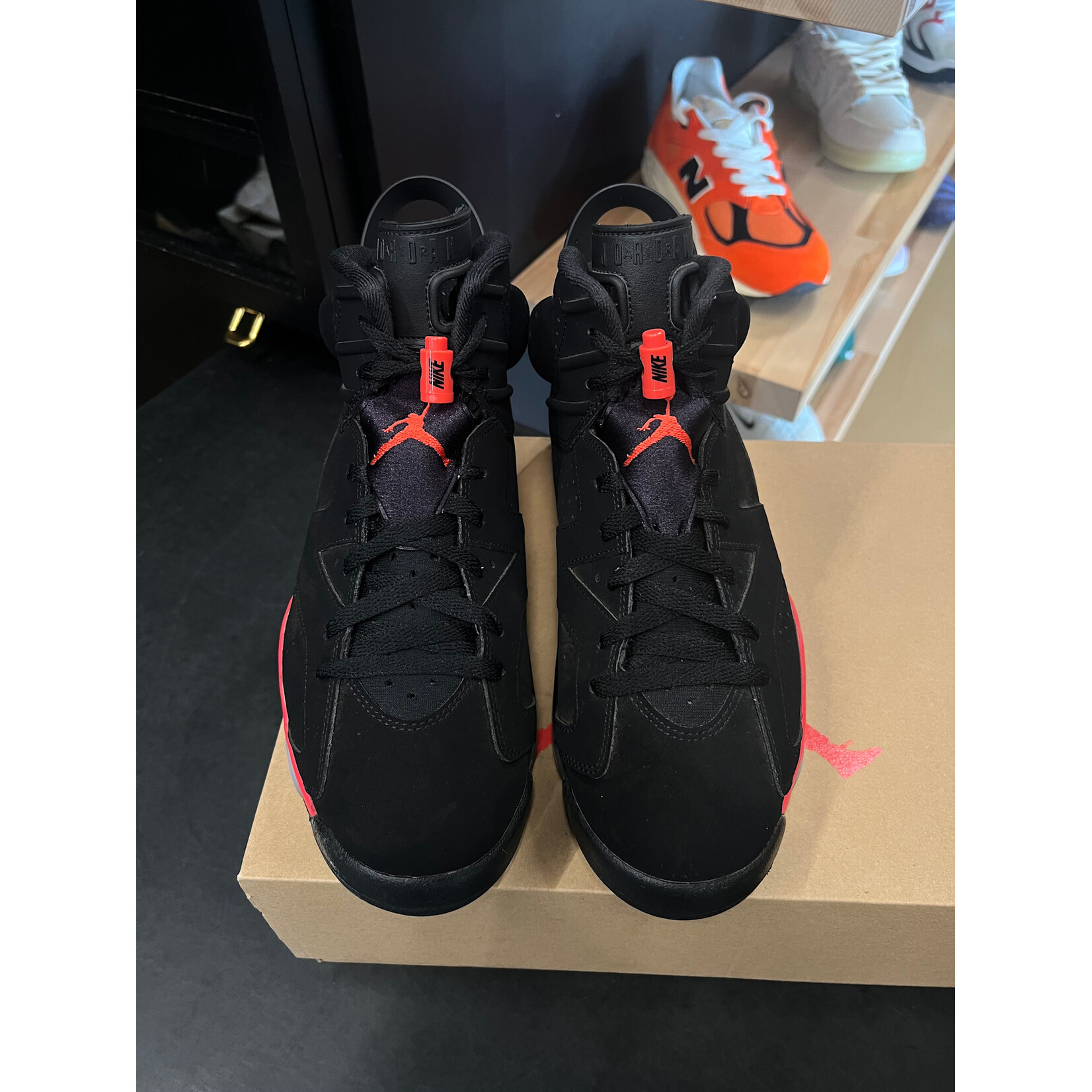 Jordan Jordan 6 Retro Infrared Salesman Size 9, PREOWNED