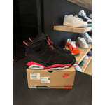 Jordan Jordan 6 Retro Infrared Salesman Size 9, PREOWNED
