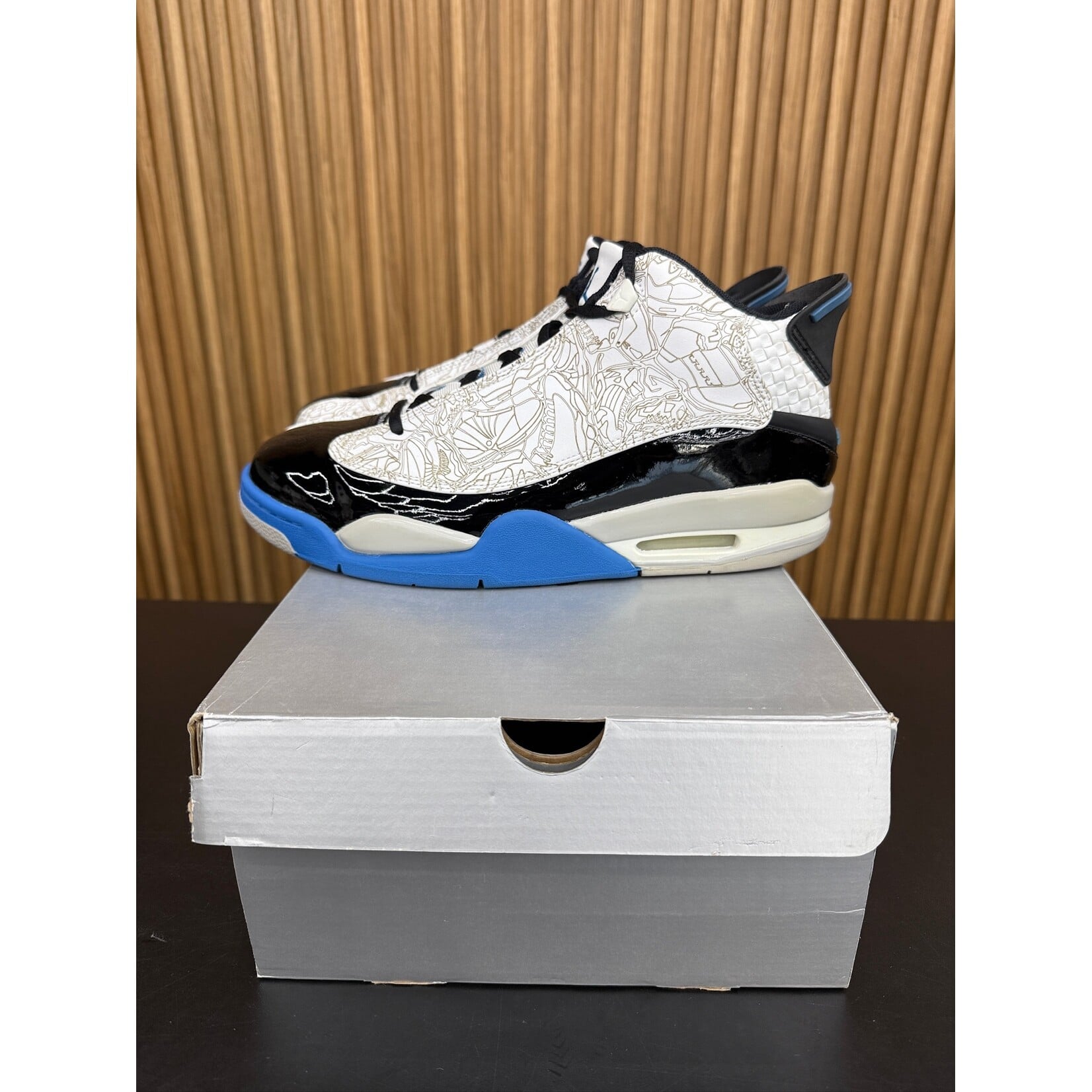 Jordan Jordan Dub-Zero Photo Blue Size 10.5, PREOWNED