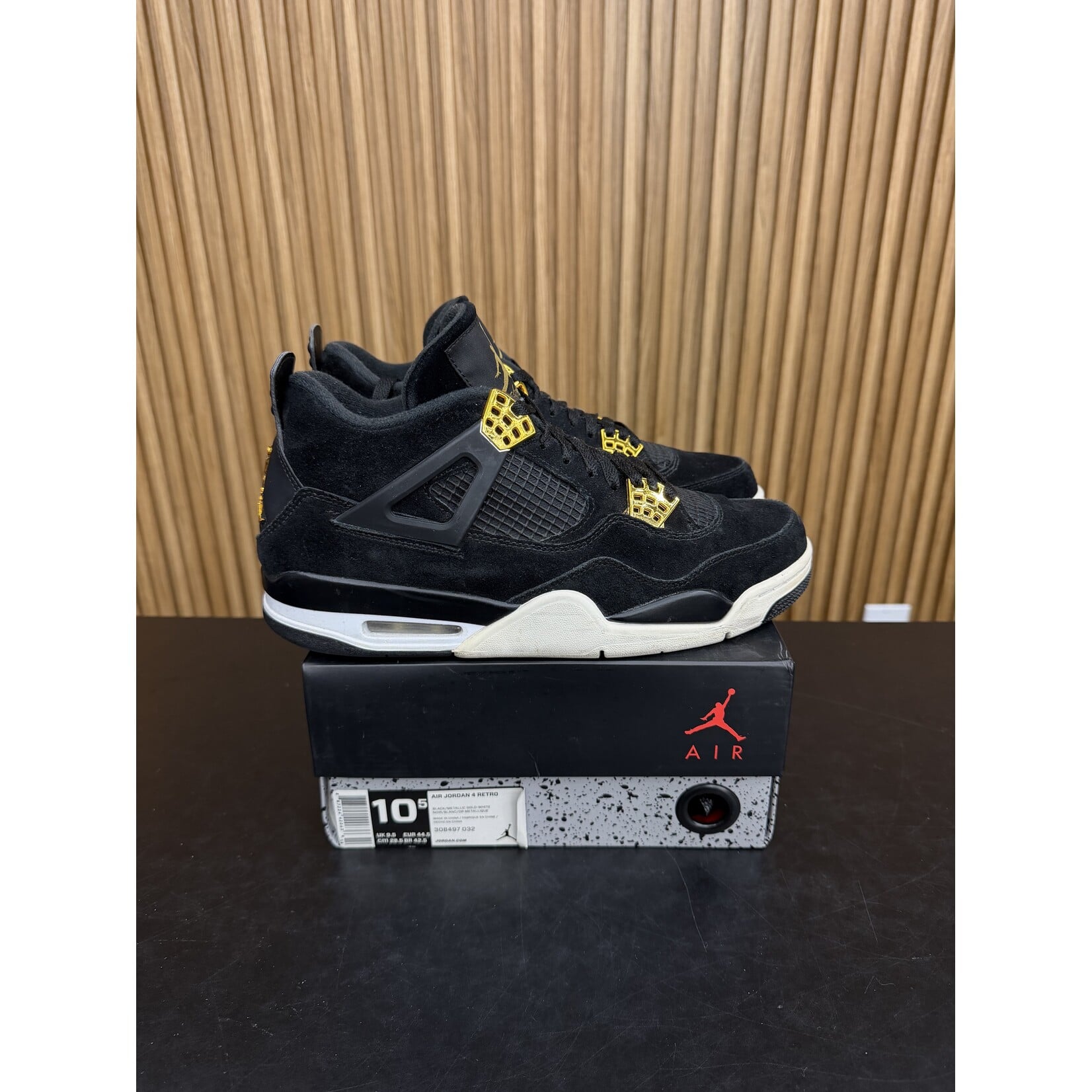Jordan Jordan 4 Retro Royalty Size 10.5, PREOWNED*