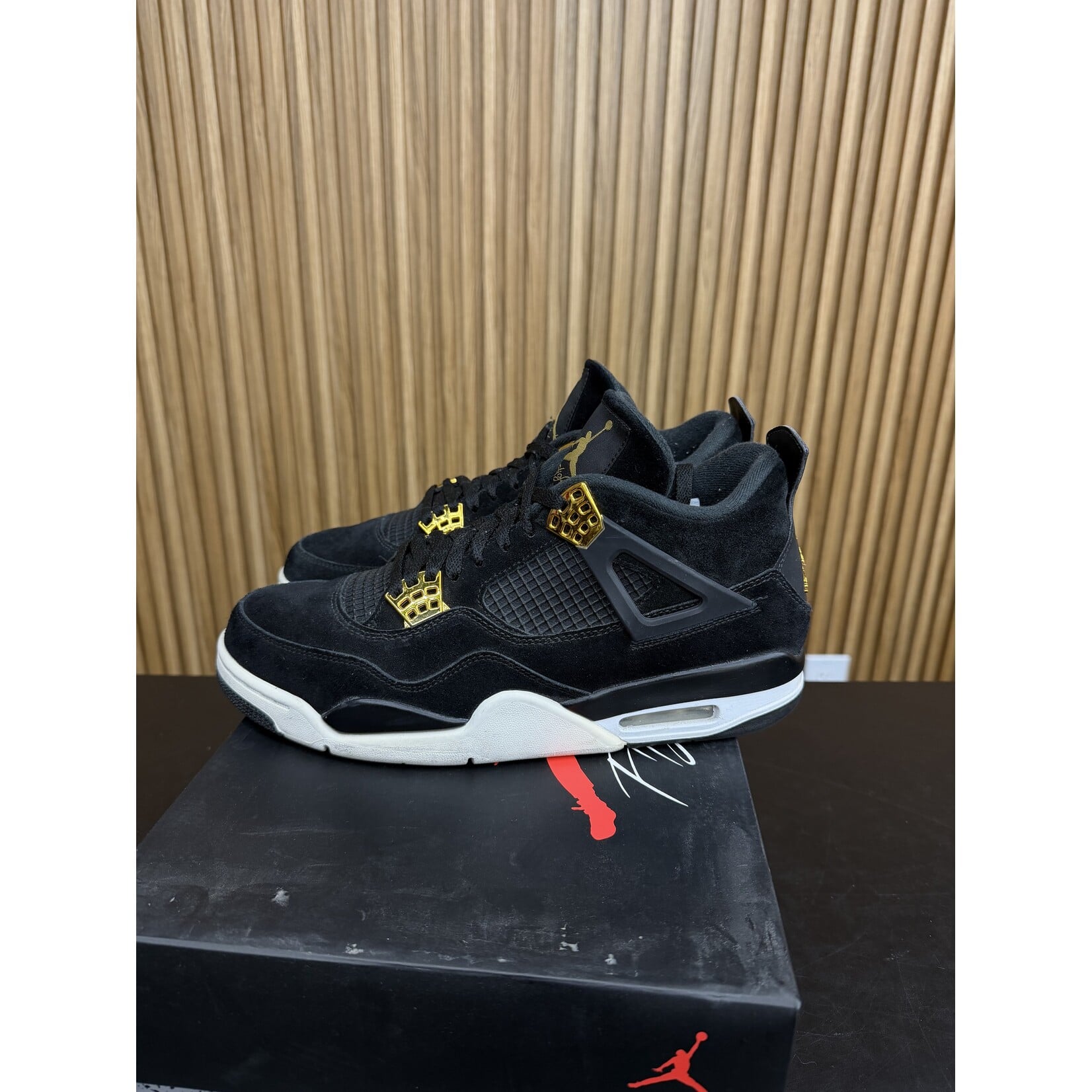 Jordan Jordan 4 Retro Royalty Size 10.5, PREOWNED*