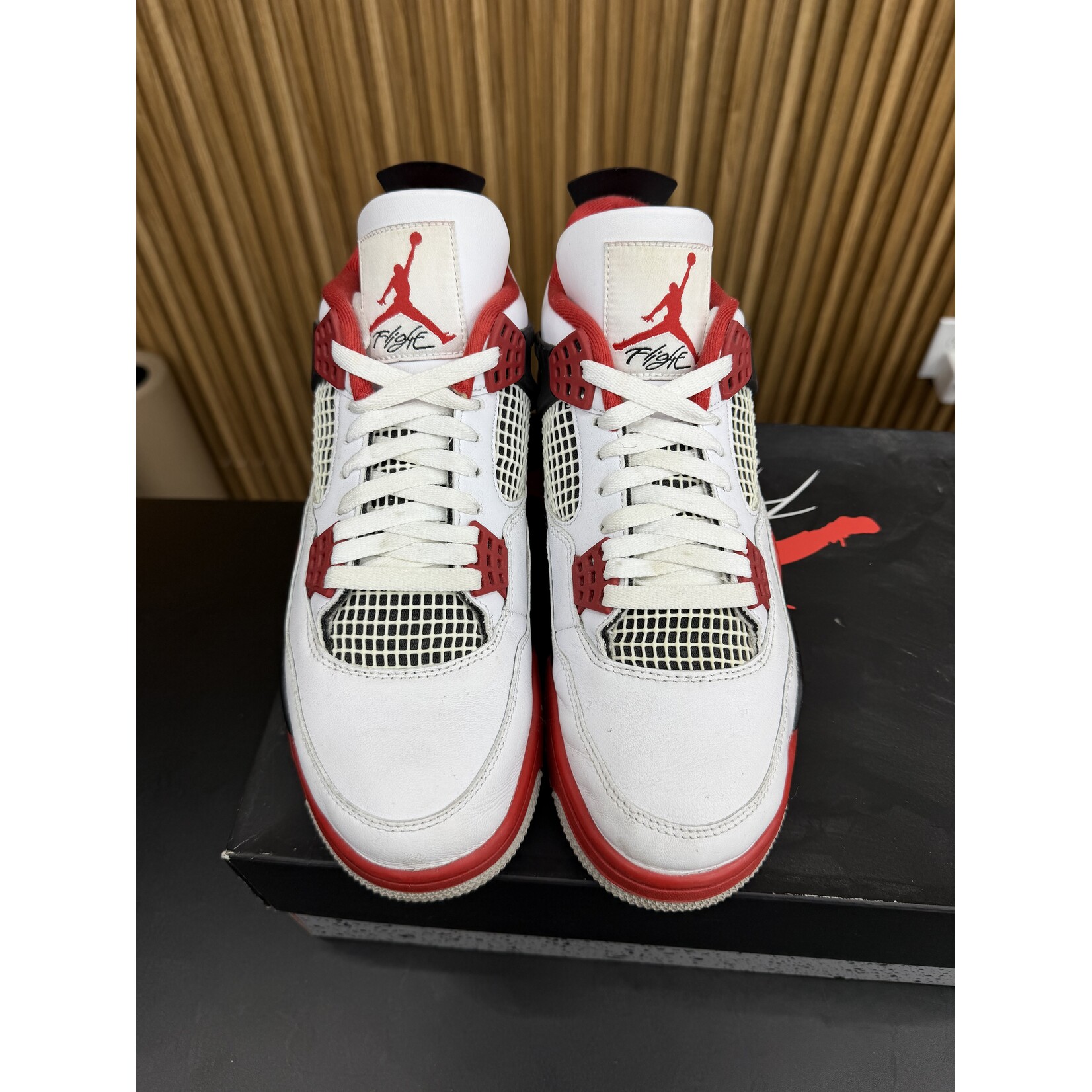 Jordan Jordan 4 Retro Fire Red (2020) Size 10.5, PREOWNED*